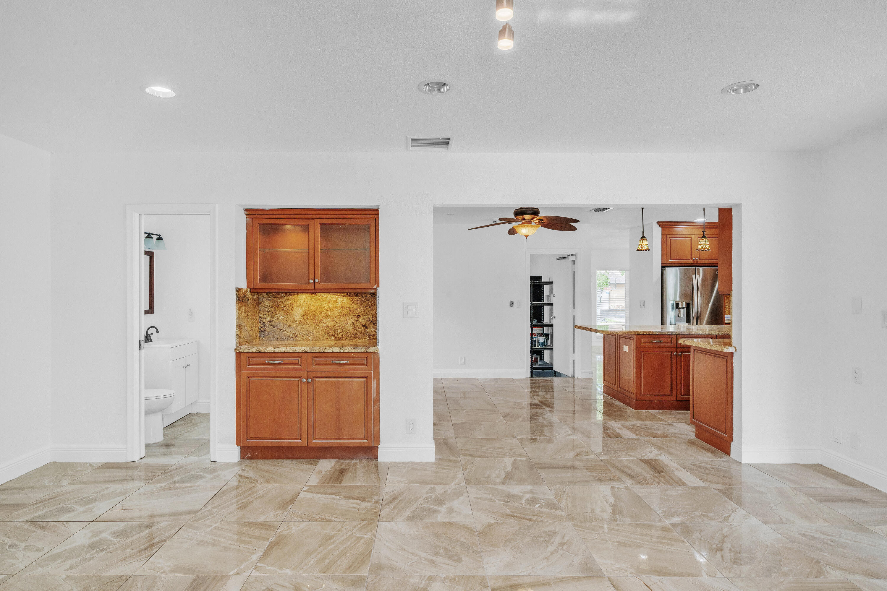 NEW ORLEANS VILLAS - Residential