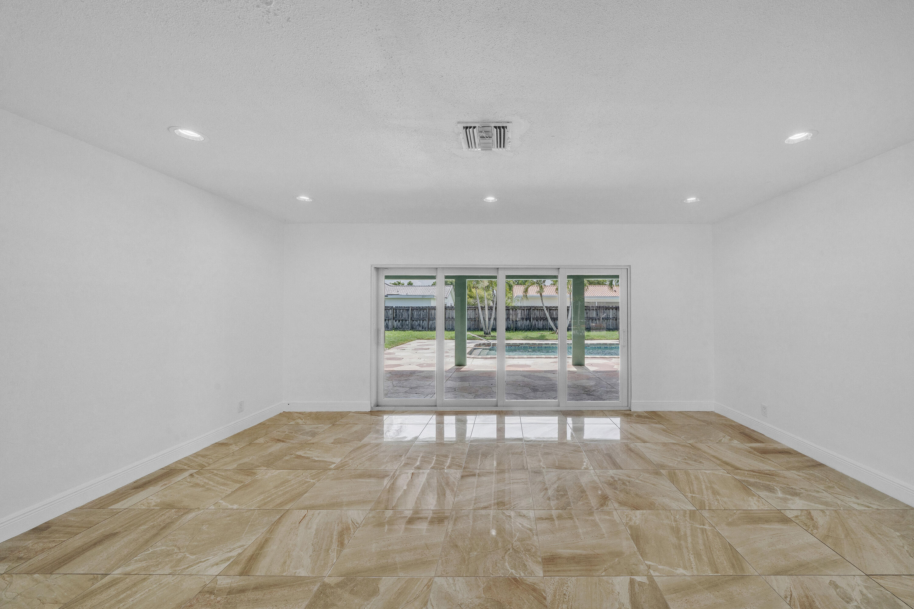 NEW ORLEANS VILLAS - Residential