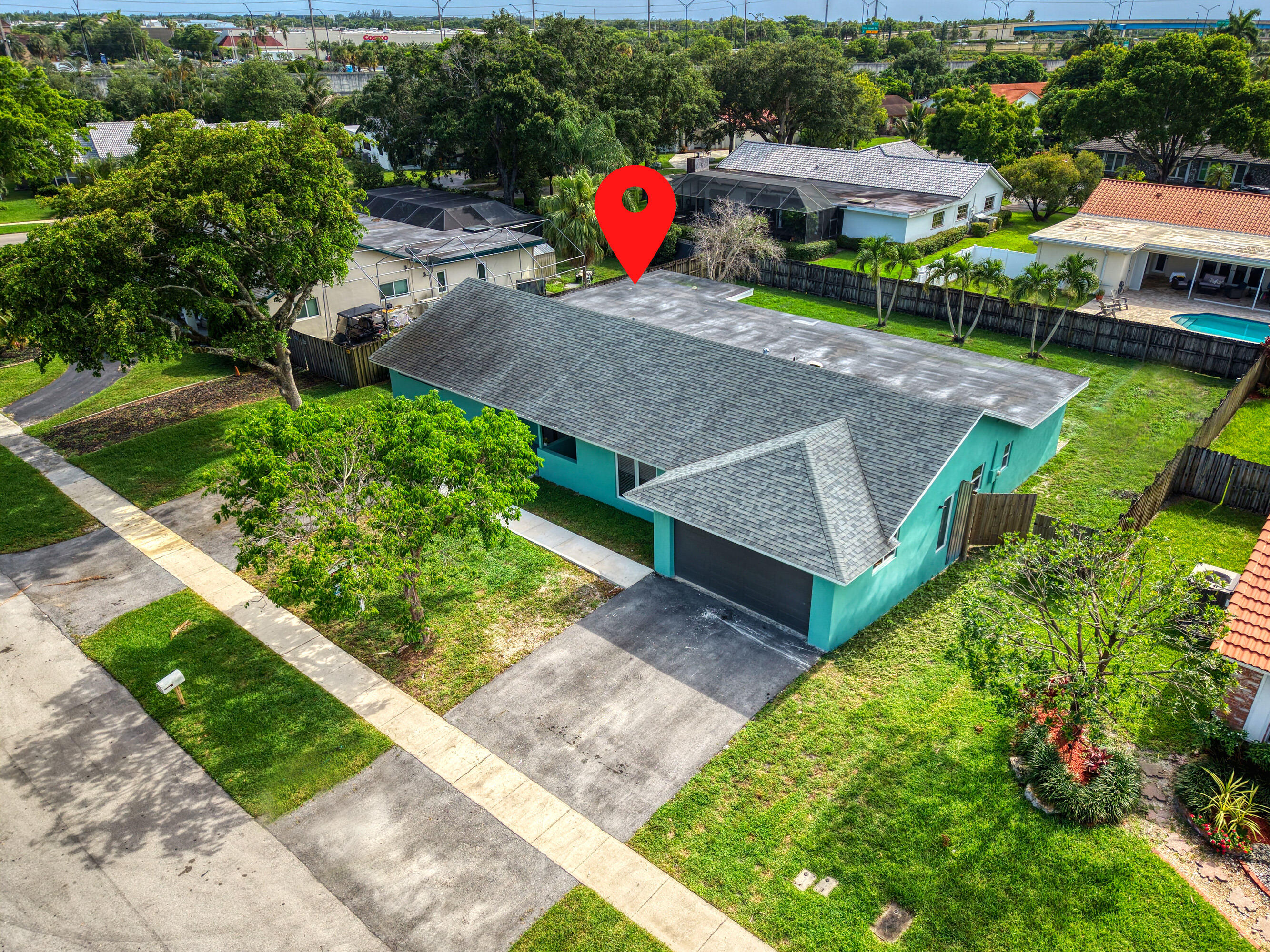 NEW ORLEANS VILLAS - Residential