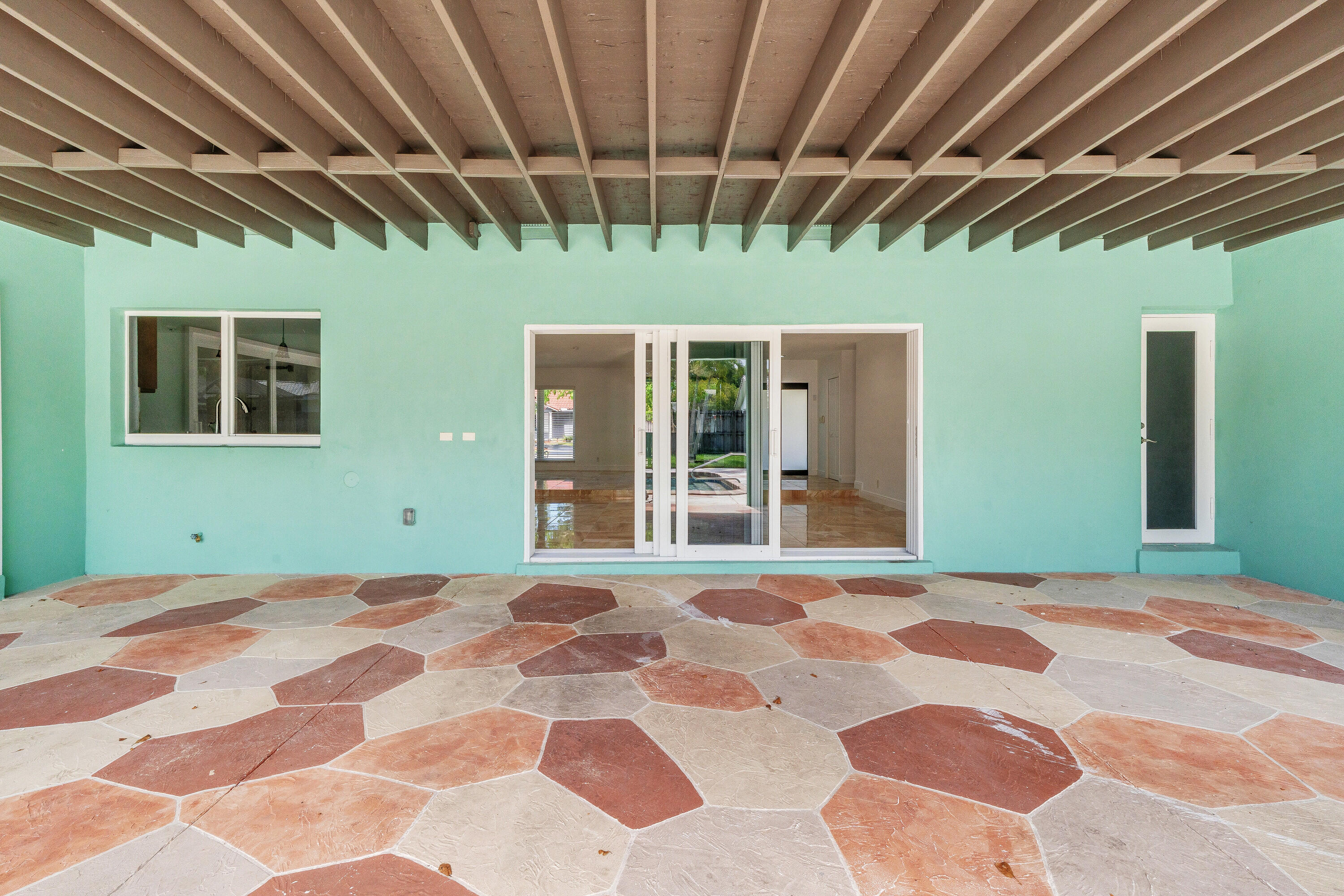 NEW ORLEANS VILLAS - Residential