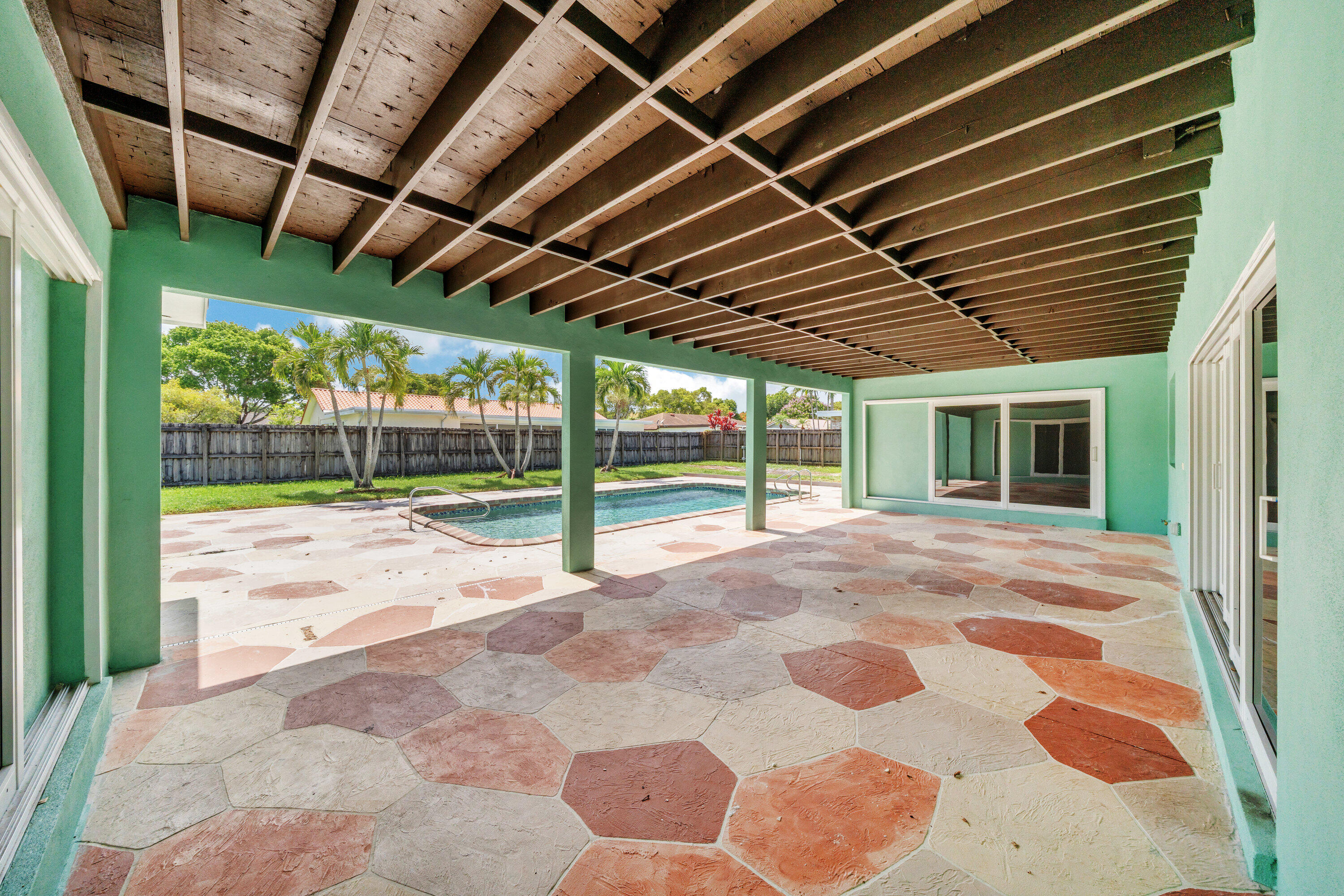 NEW ORLEANS VILLAS - Residential