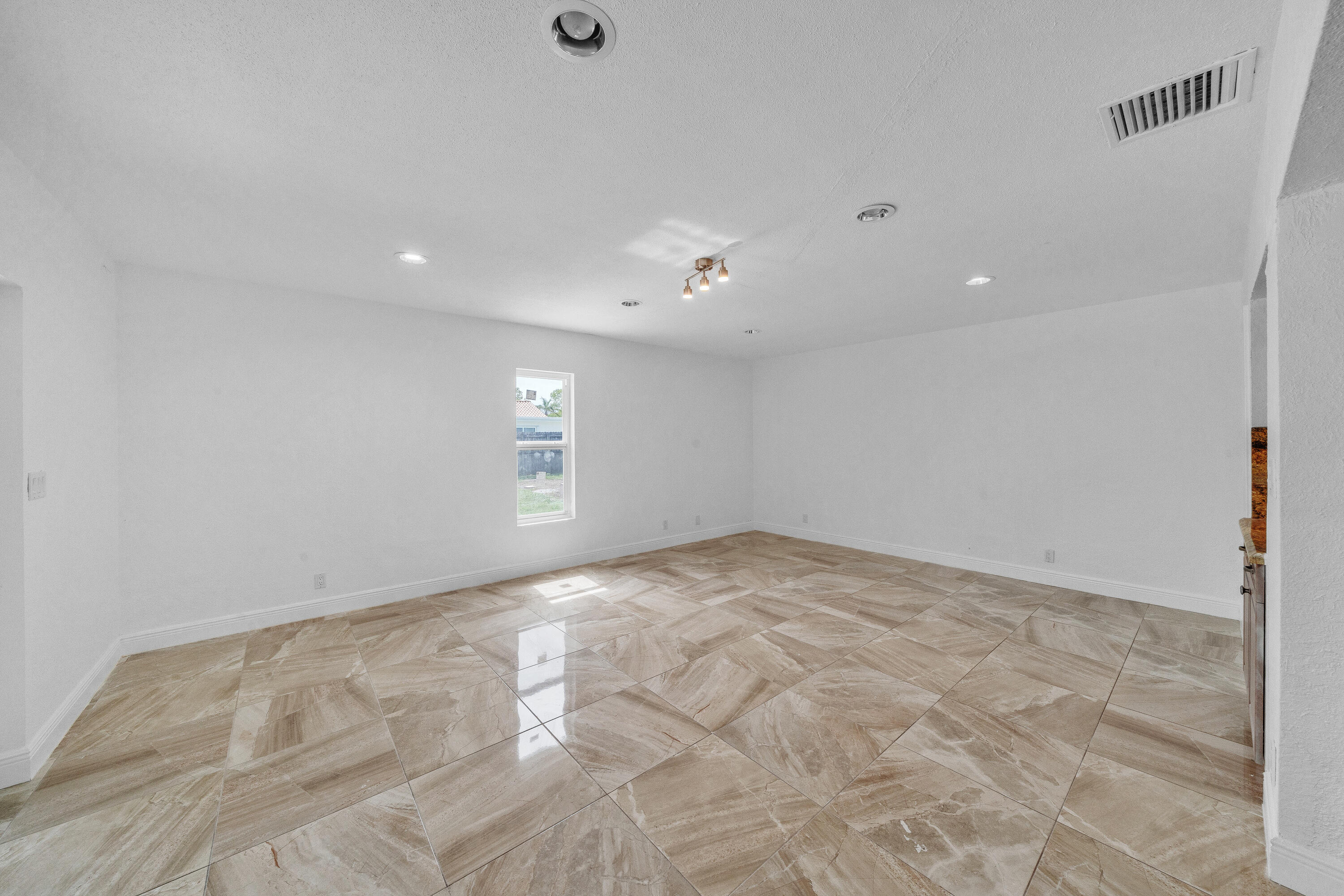 NEW ORLEANS VILLAS - Residential