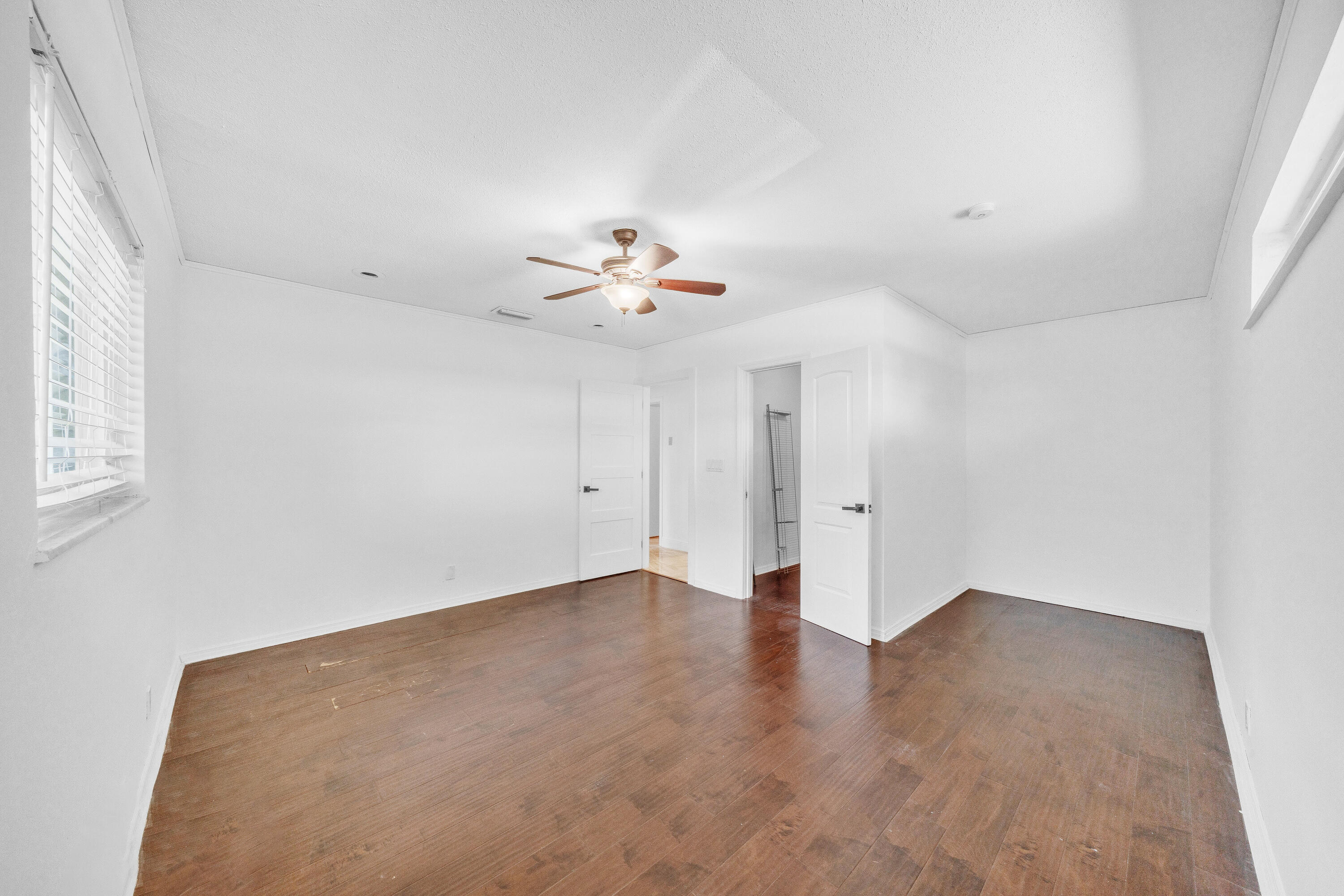 NEW ORLEANS VILLAS - Residential