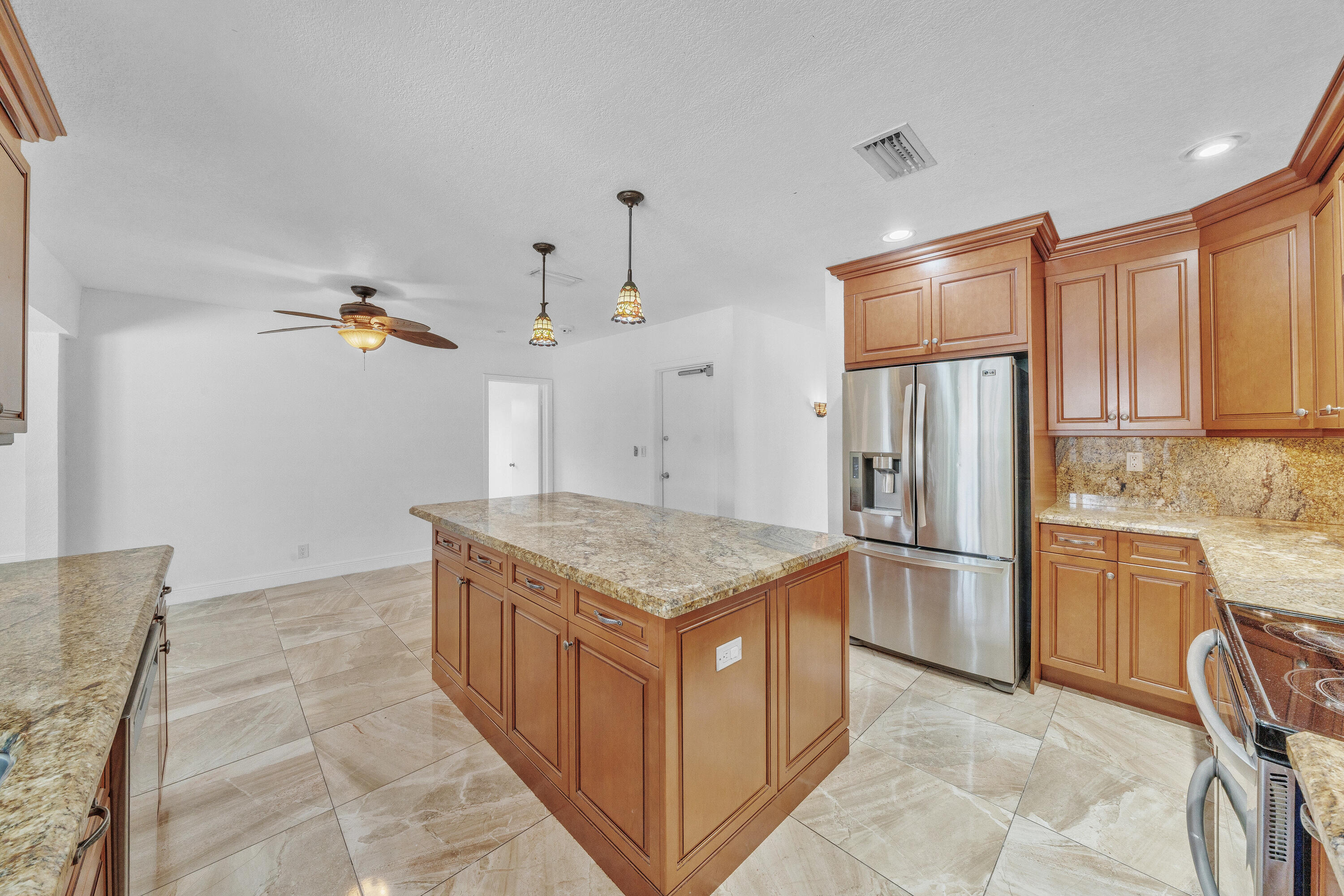NEW ORLEANS VILLAS - Residential