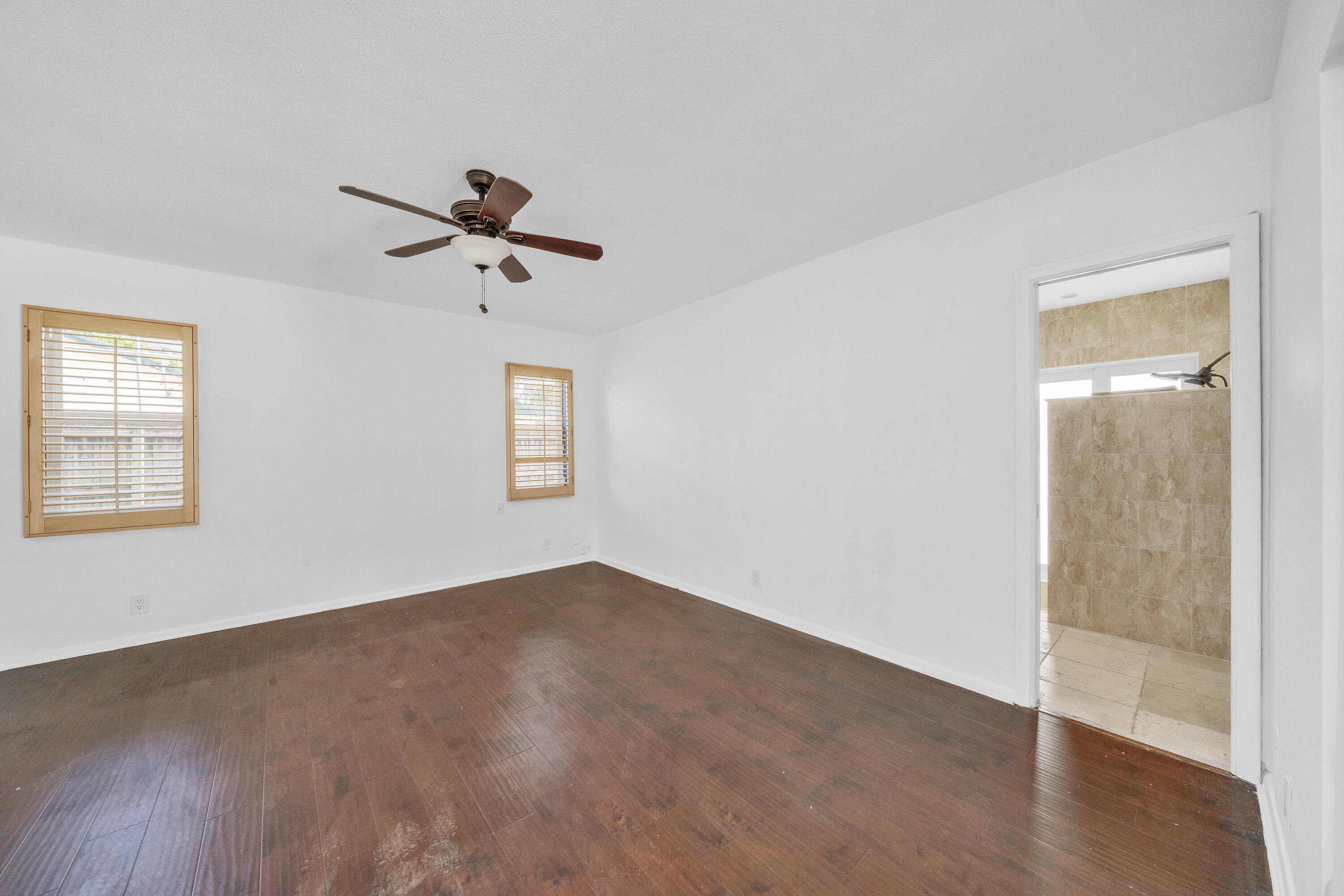 NEW ORLEANS VILLAS - Residential