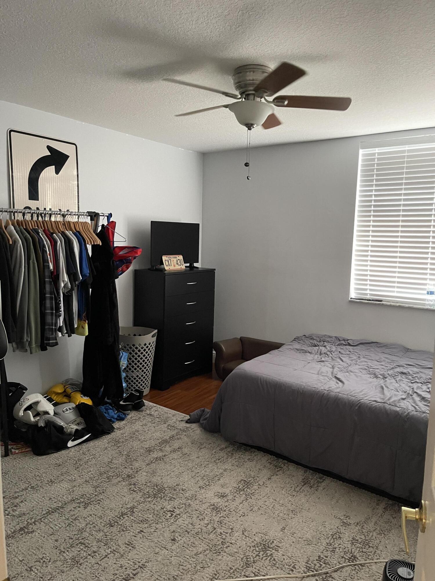 OLYMPIA 2 - Residential Lease