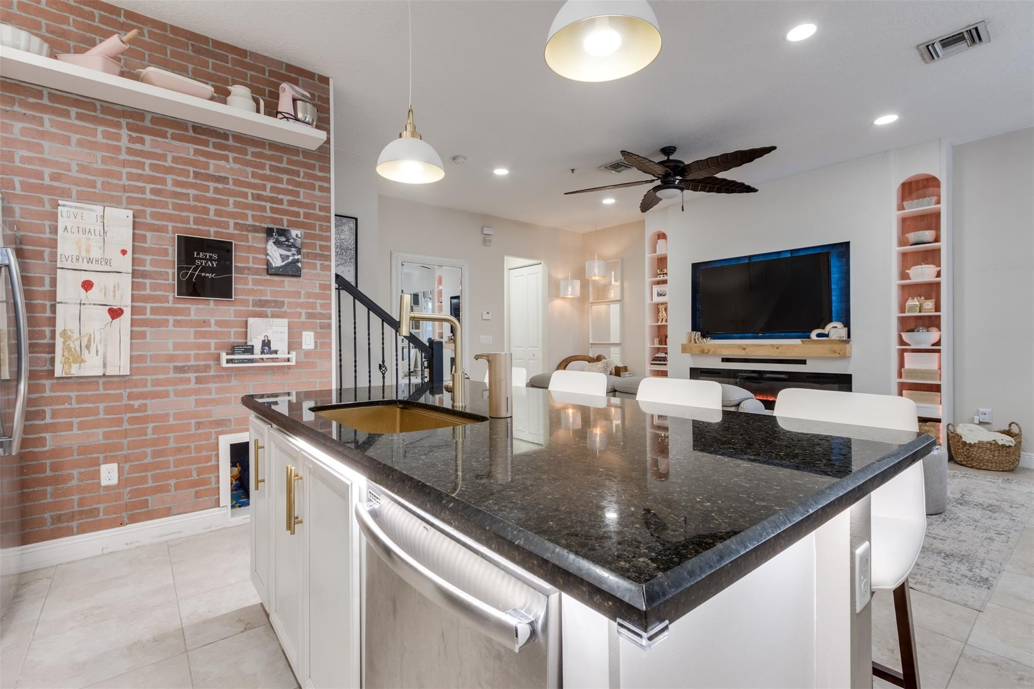 PEMBROKE FALLS-PHASE 1 - Residential