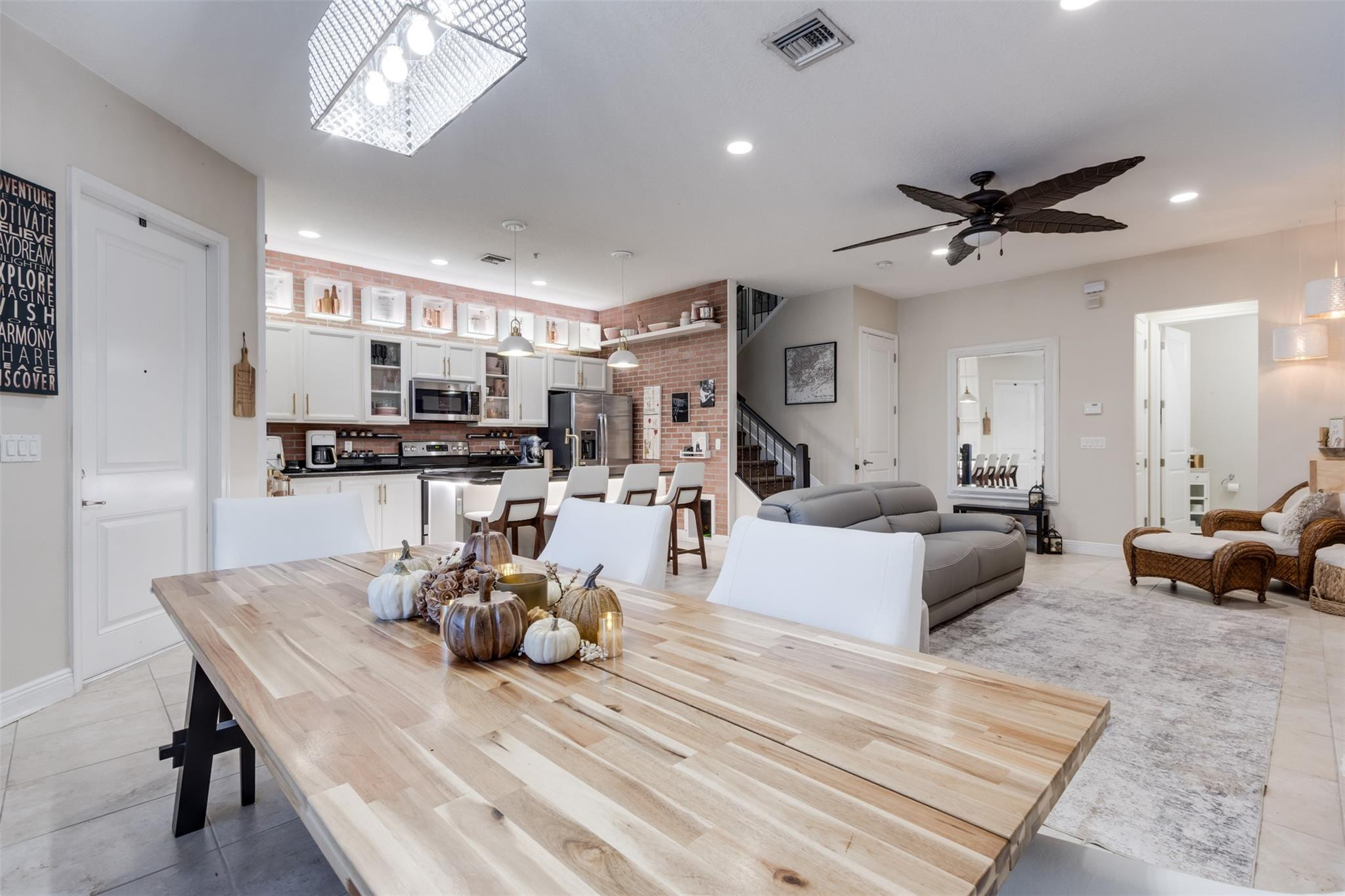 PEMBROKE FALLS-PHASE 1 - Residential