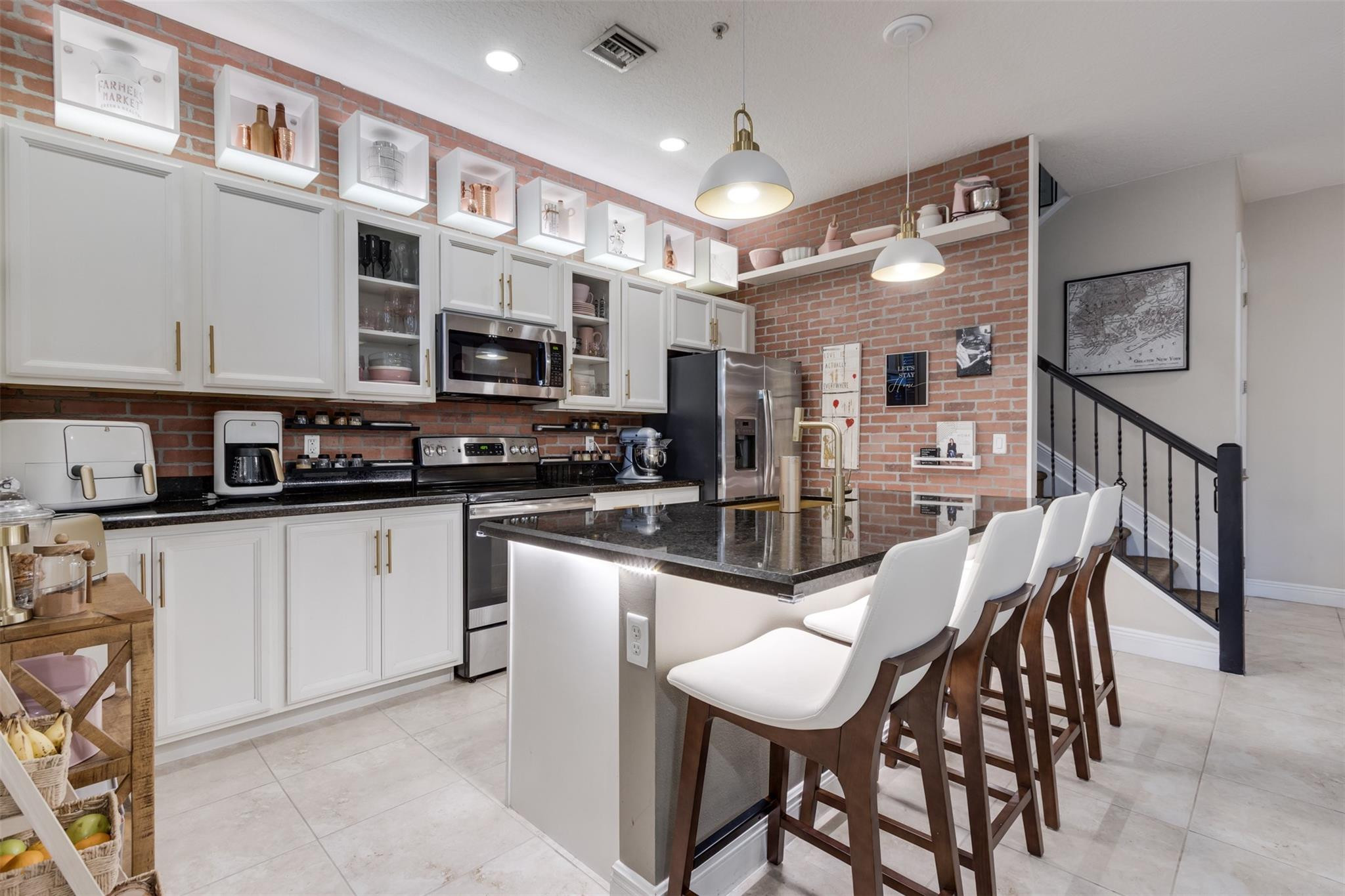 PEMBROKE FALLS-PHASE 1 - Residential