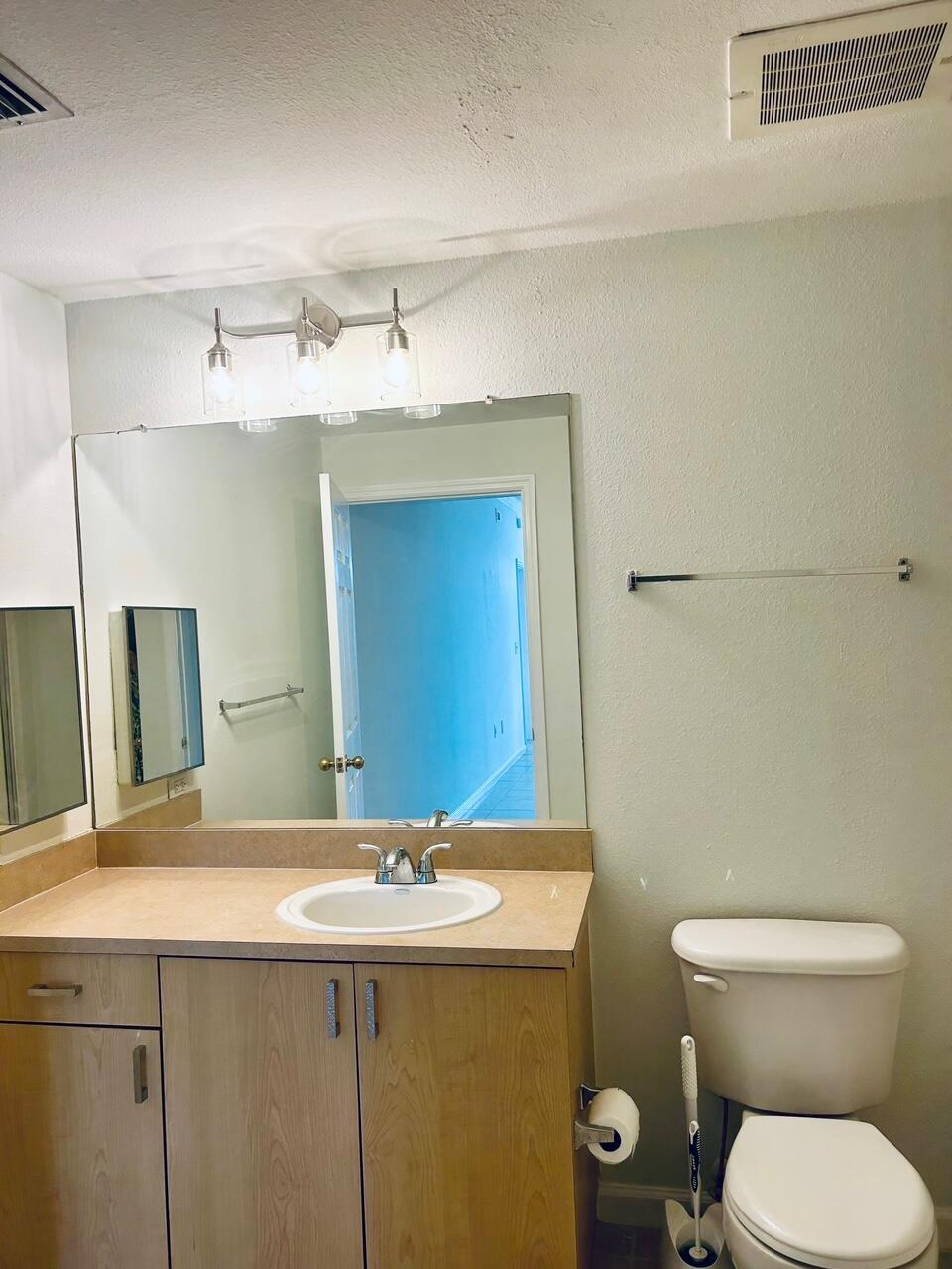 SOLE AT FORT LAUDERDALE CONDO - Residential Lease