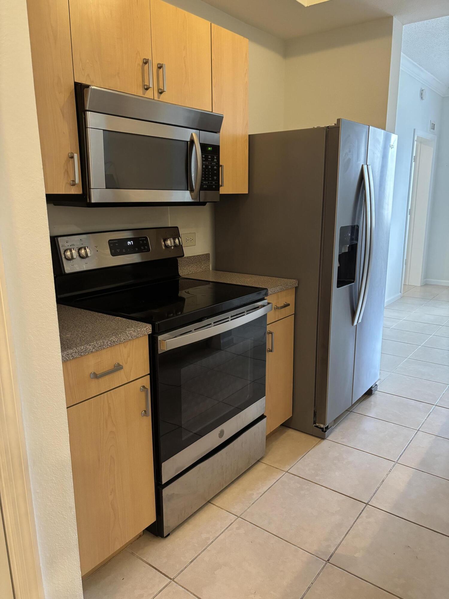 SOLE AT FORT LAUDERDALE CONDO - Residential Lease
