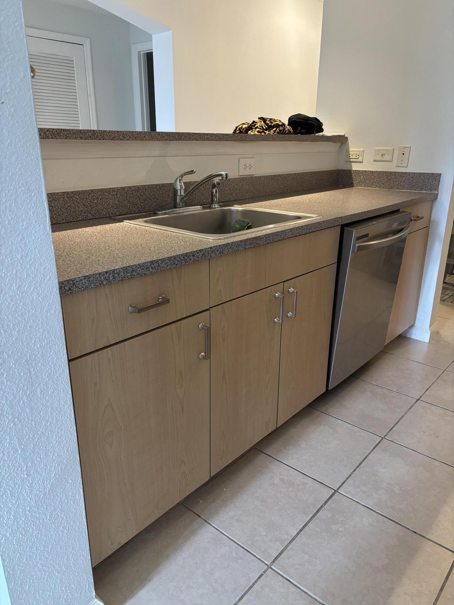 SOLE AT FORT LAUDERDALE CONDO - Residential Lease