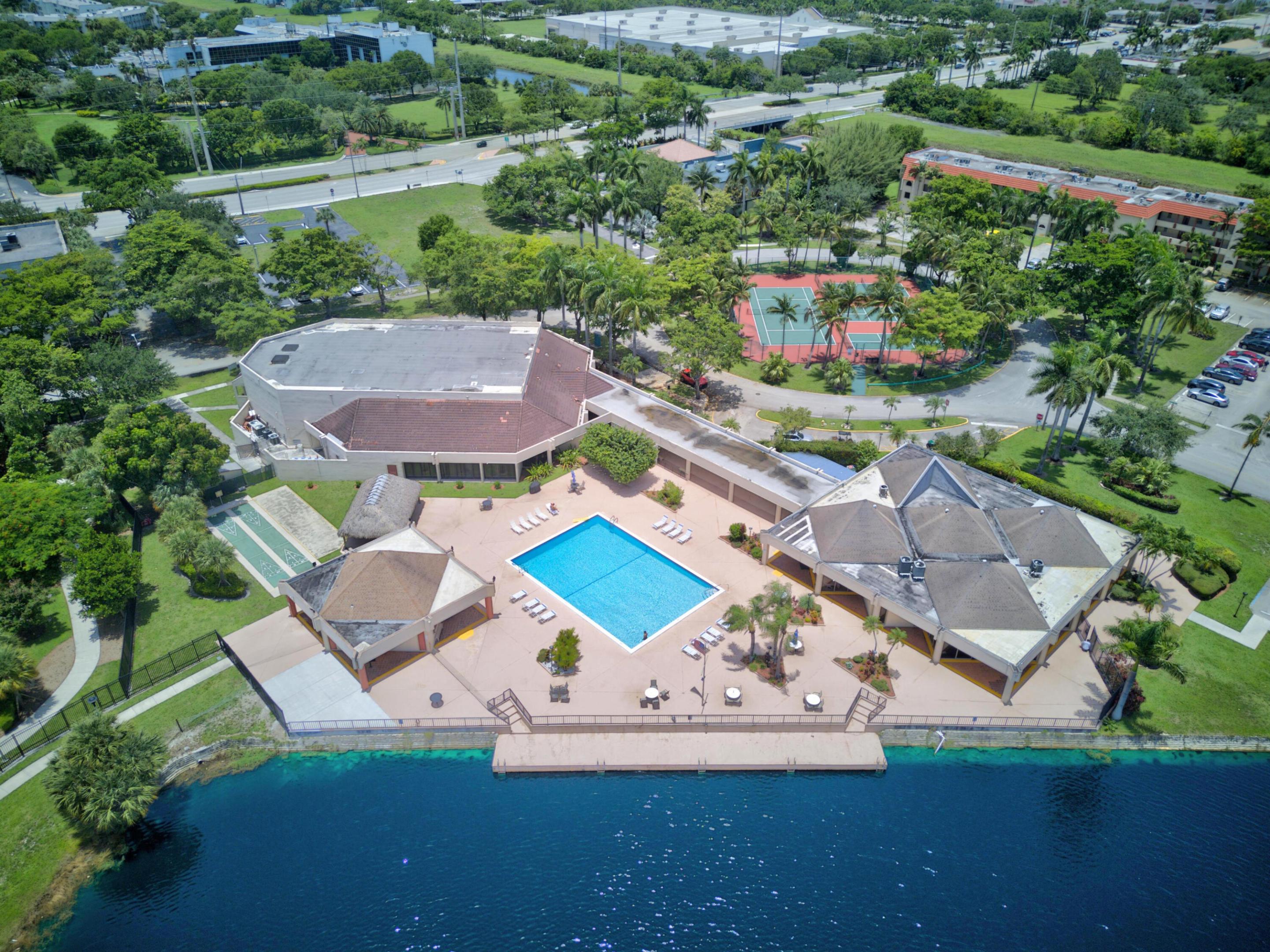 SUNRISE LAKES 29 CONDO - Residential