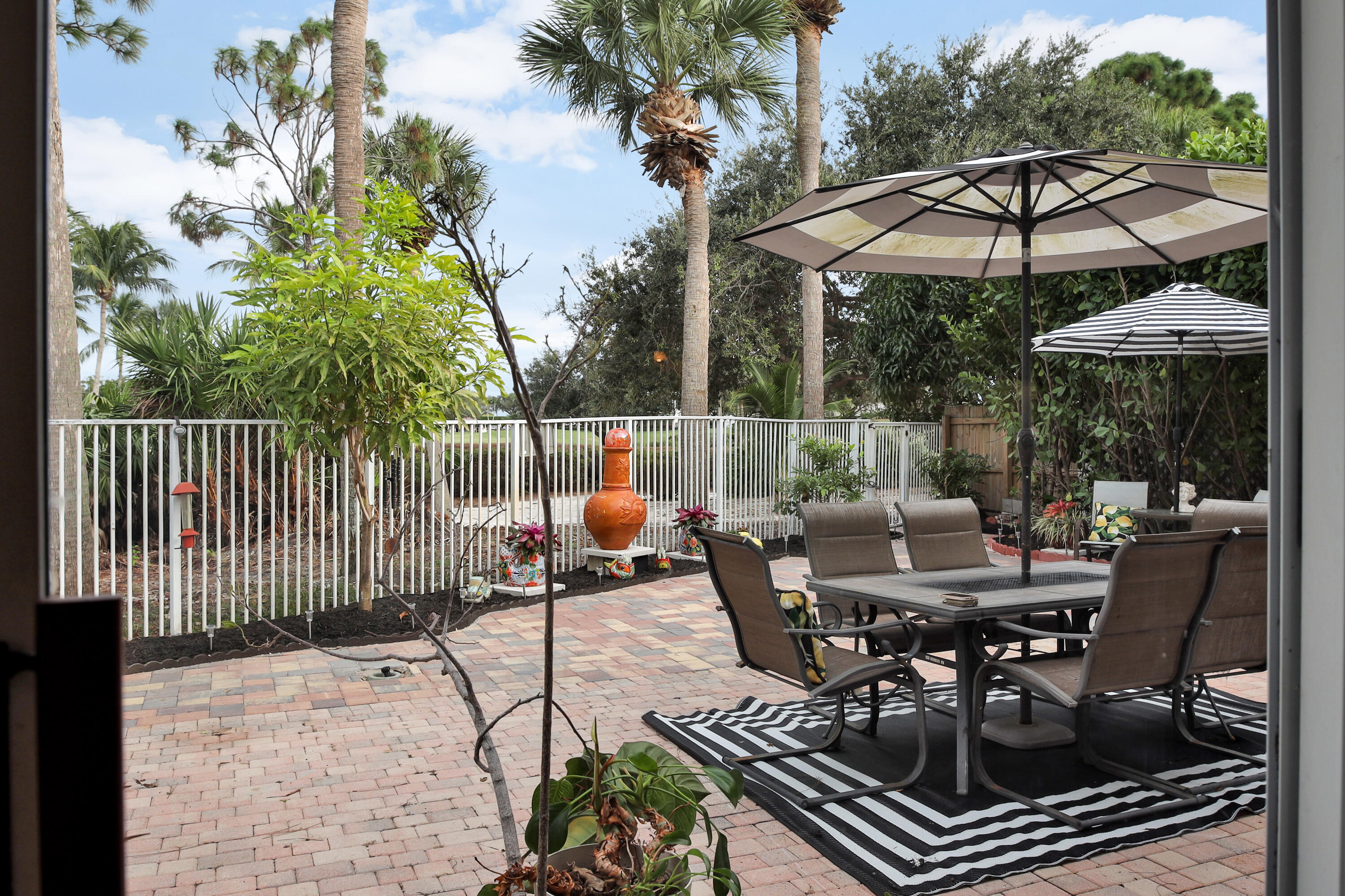 CLASSICS AT BEAR LAKES - Residential Lease