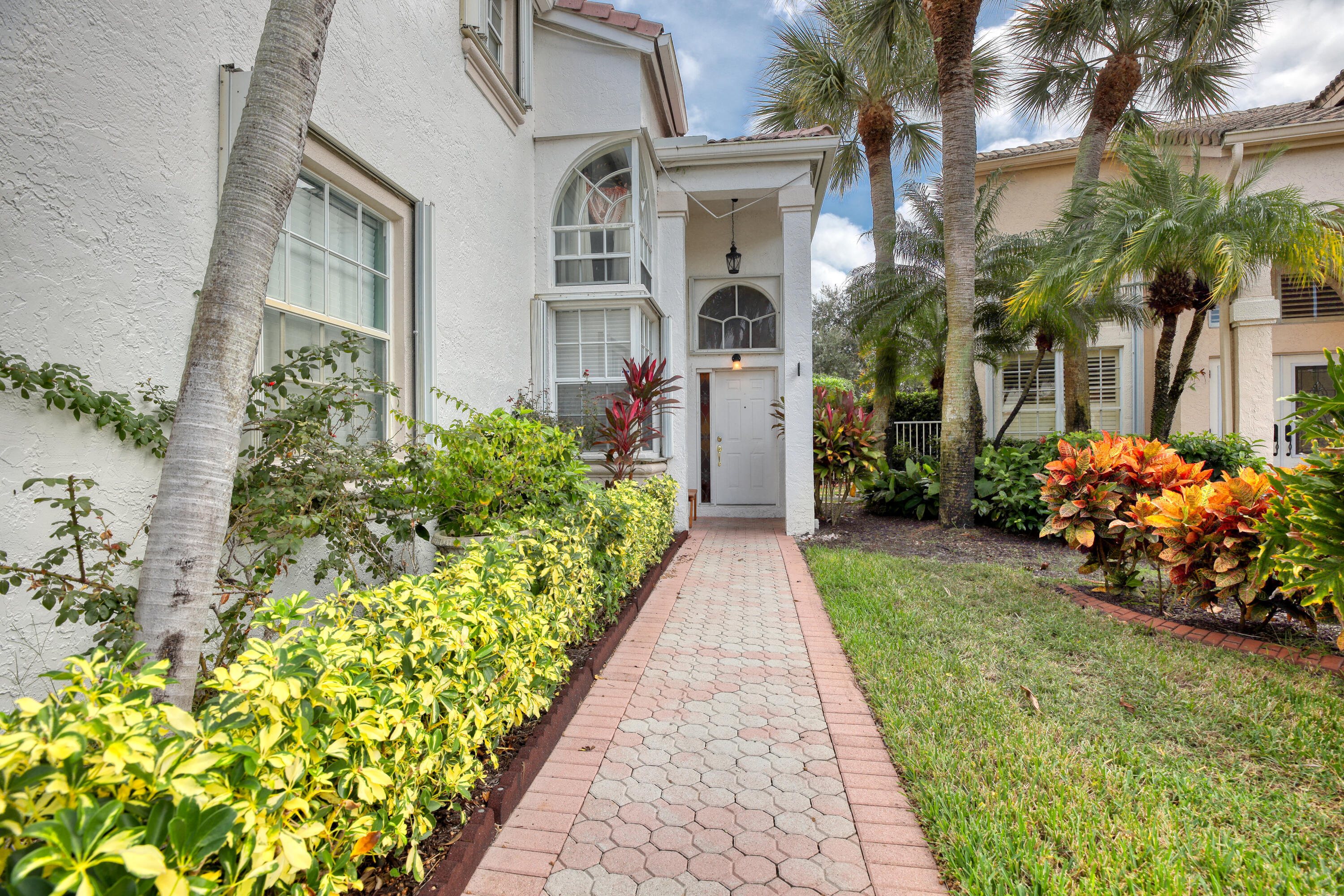 CLASSICS AT BEAR LAKES - Residential Lease