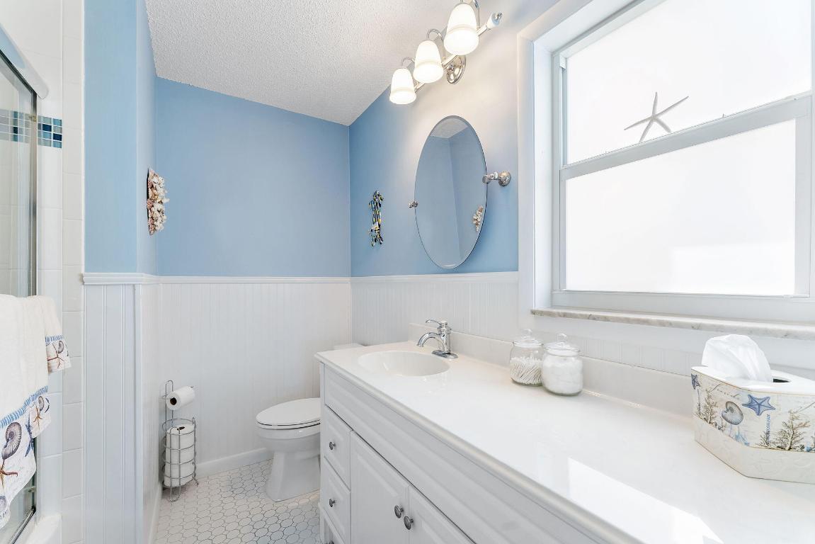 SQUIRE HILL CONDO - Residential