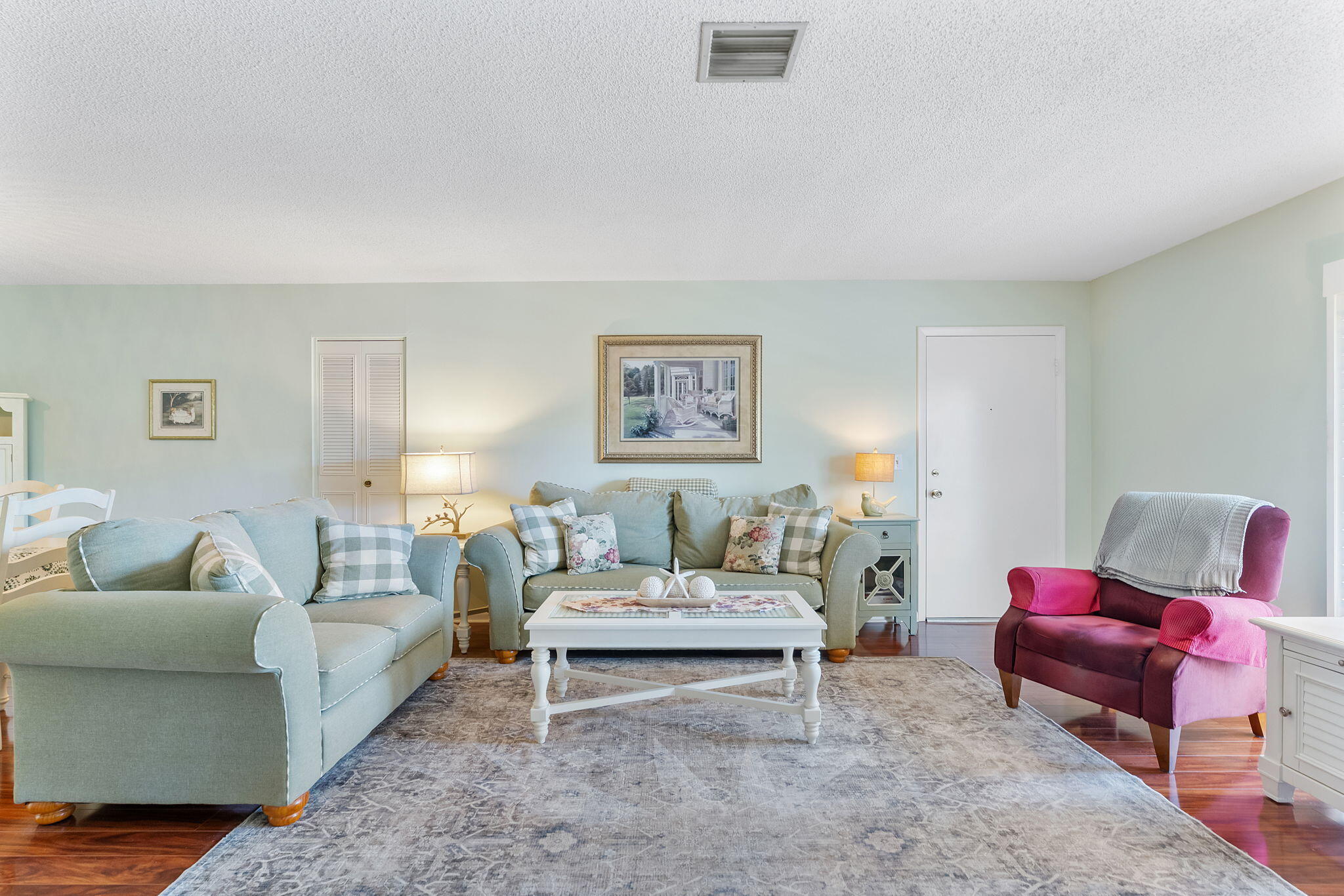 SQUIRE HILL CONDO - Residential