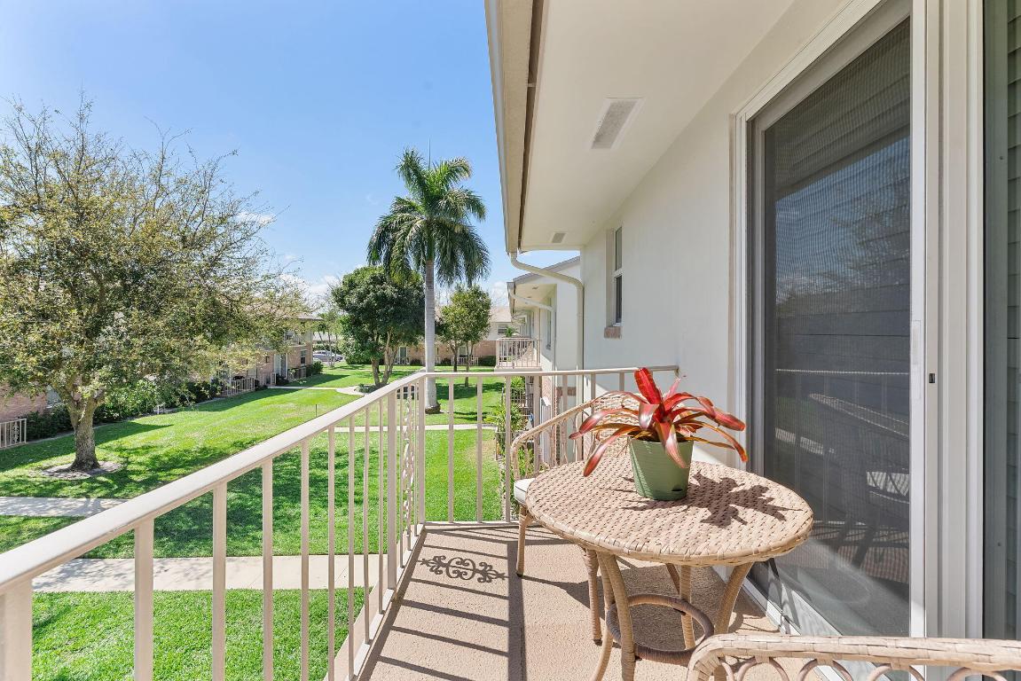 SQUIRE HILL CONDO - Residential
