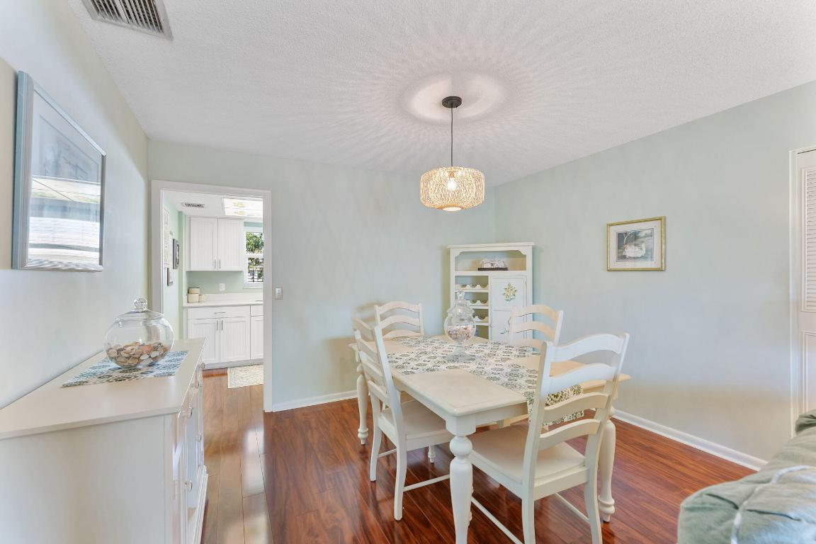SQUIRE HILL CONDO - Residential