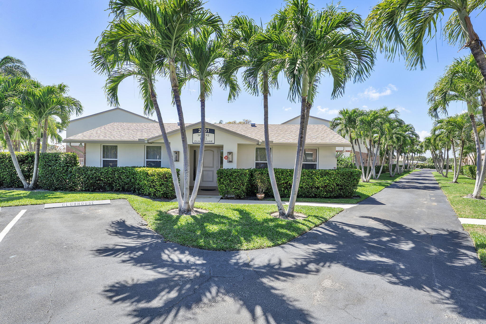 SQUIRE HILL CONDO - Residential