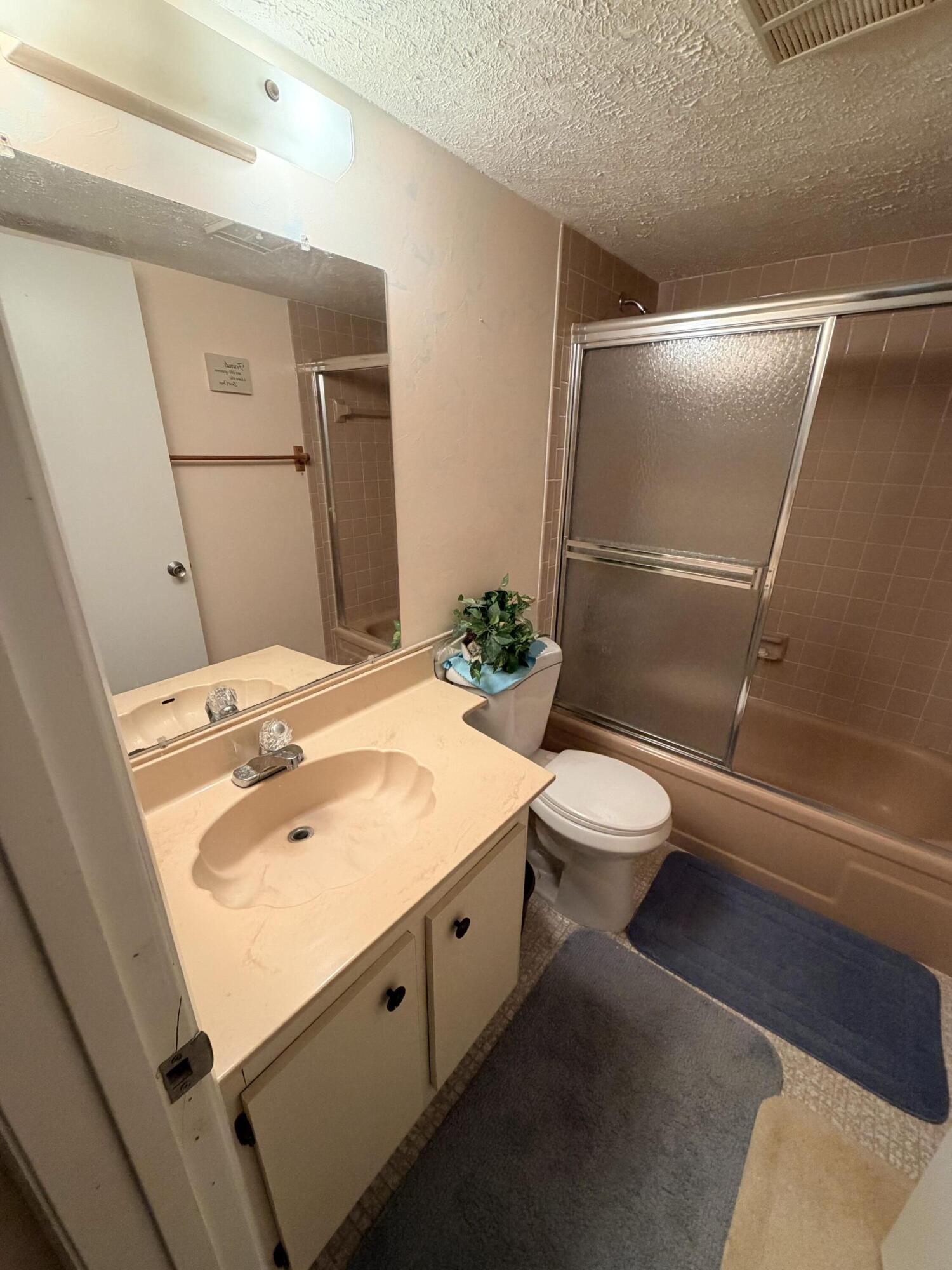 12B OF PALM SPRINGS 2 CONDO - Residential