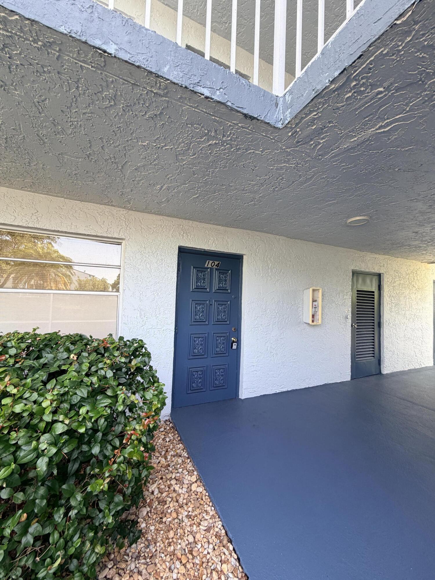 12B OF PALM SPRINGS 2 CONDO - Residential
