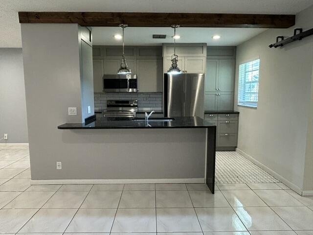 HIGH POINT OF DELRAY WEST CONDO SEC 3 - Residential