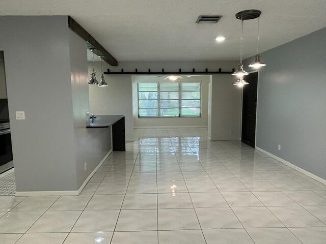 HIGH POINT OF DELRAY WEST CONDO SEC 3 - Residential