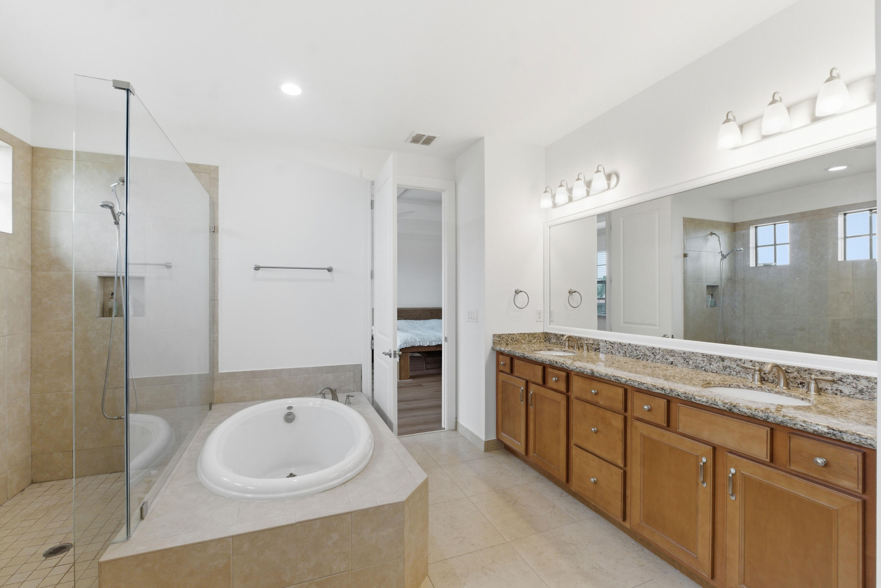 BRUSCHI PROPERTY - Residential