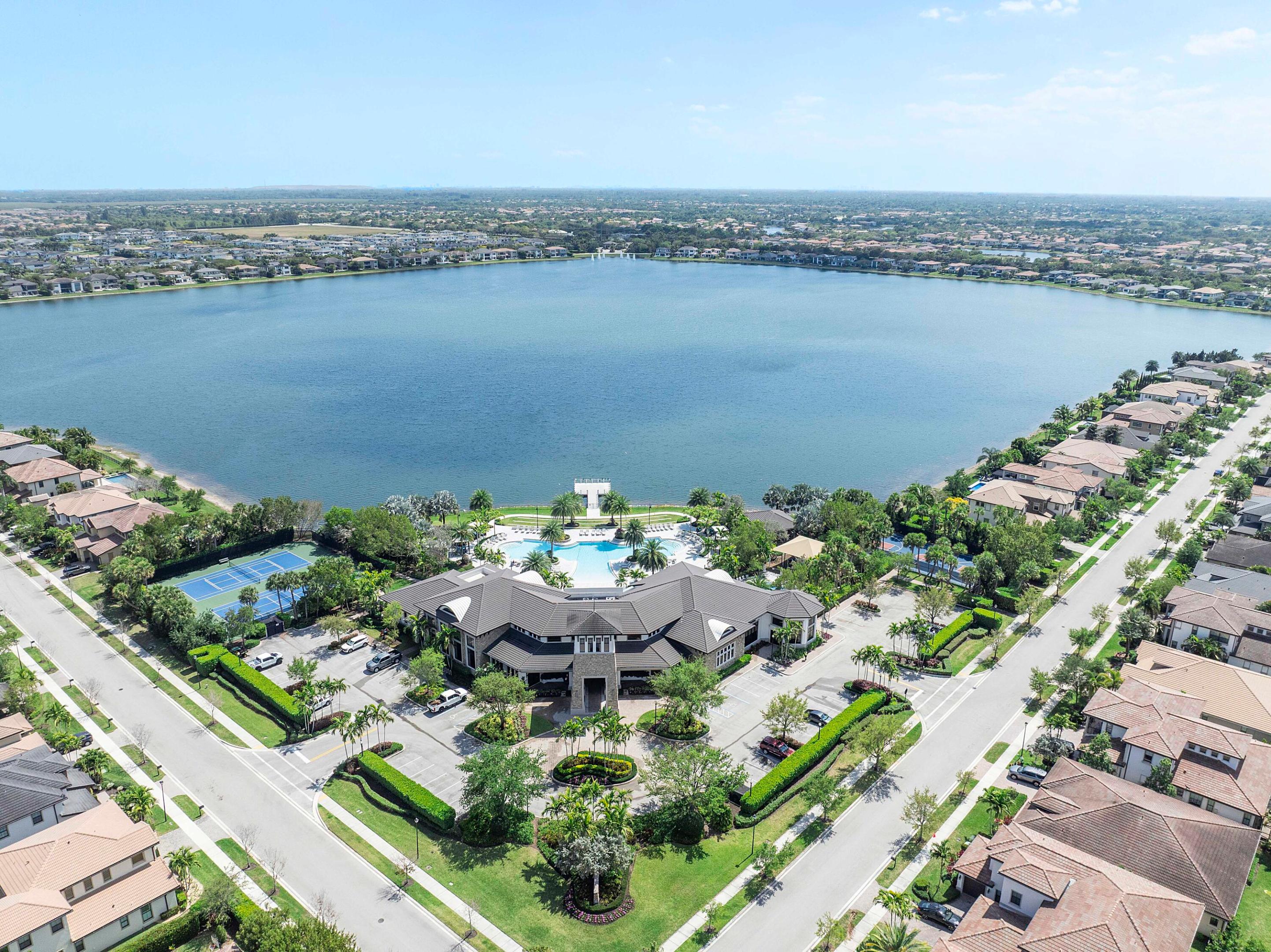 BRUSCHI PROPERTY - Residential