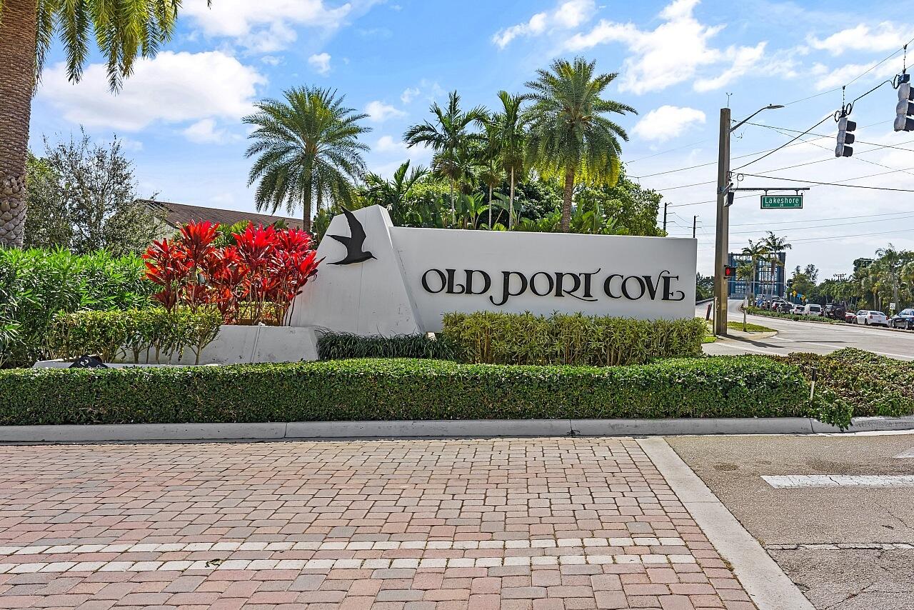 OLD PORT COVE LAKE POINT TOWER CONDO - Residential