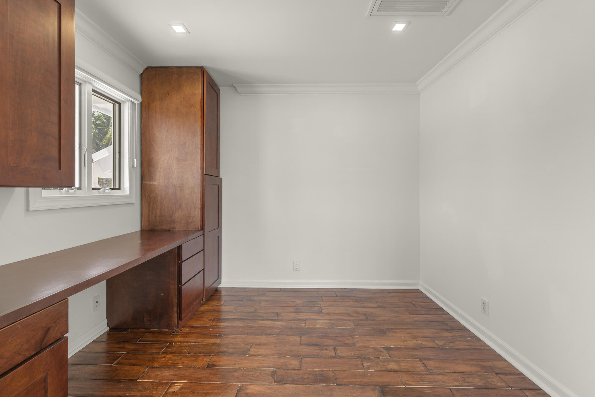 Tequesta Country Club - Residential