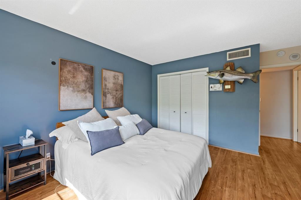 ESSEX TOWER CONDO - Residential