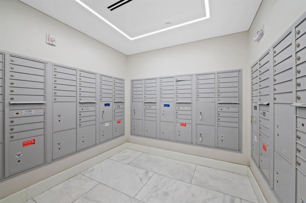 ESSEX TOWER CONDO - Residential