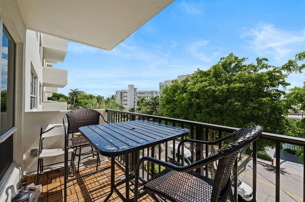 ESSEX TOWER CONDO - Residential