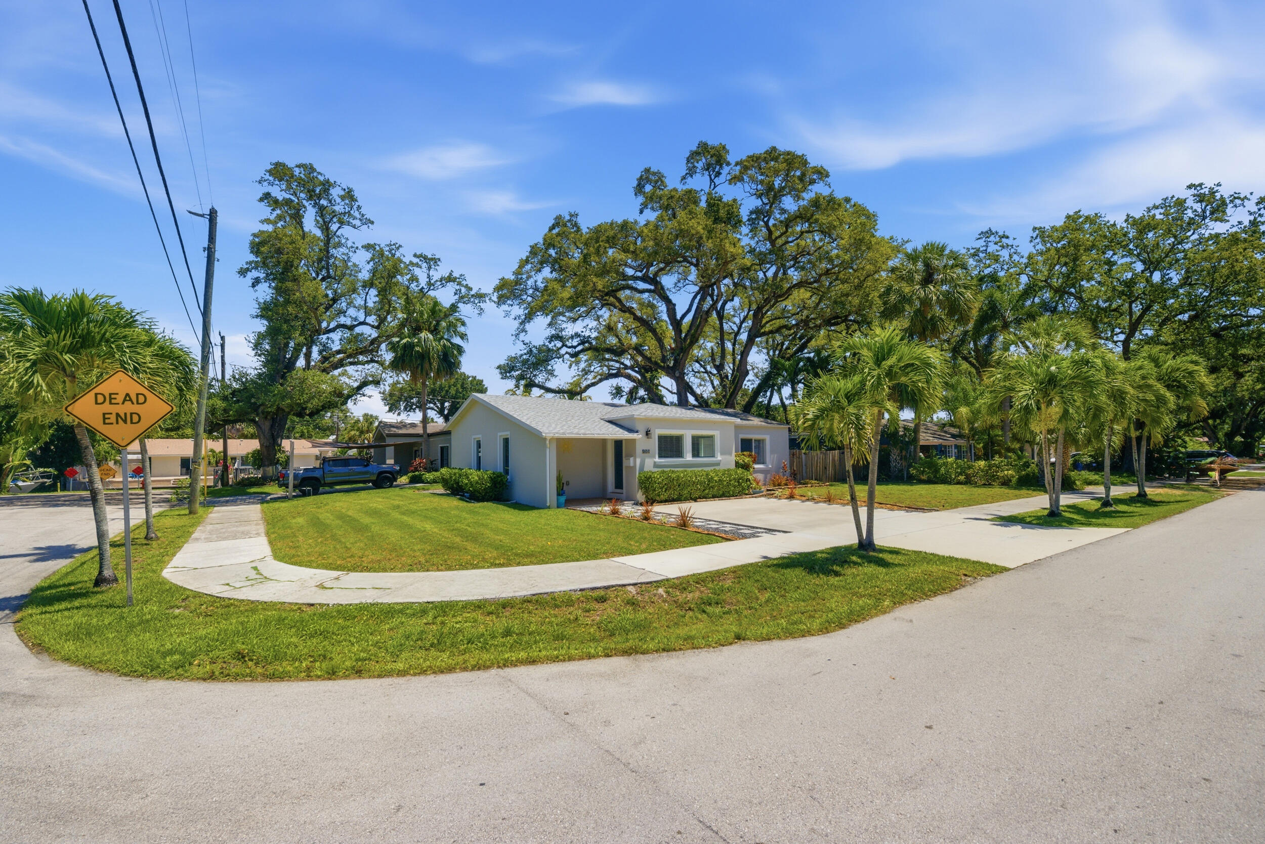 RIVER OAKS - Residential Lease