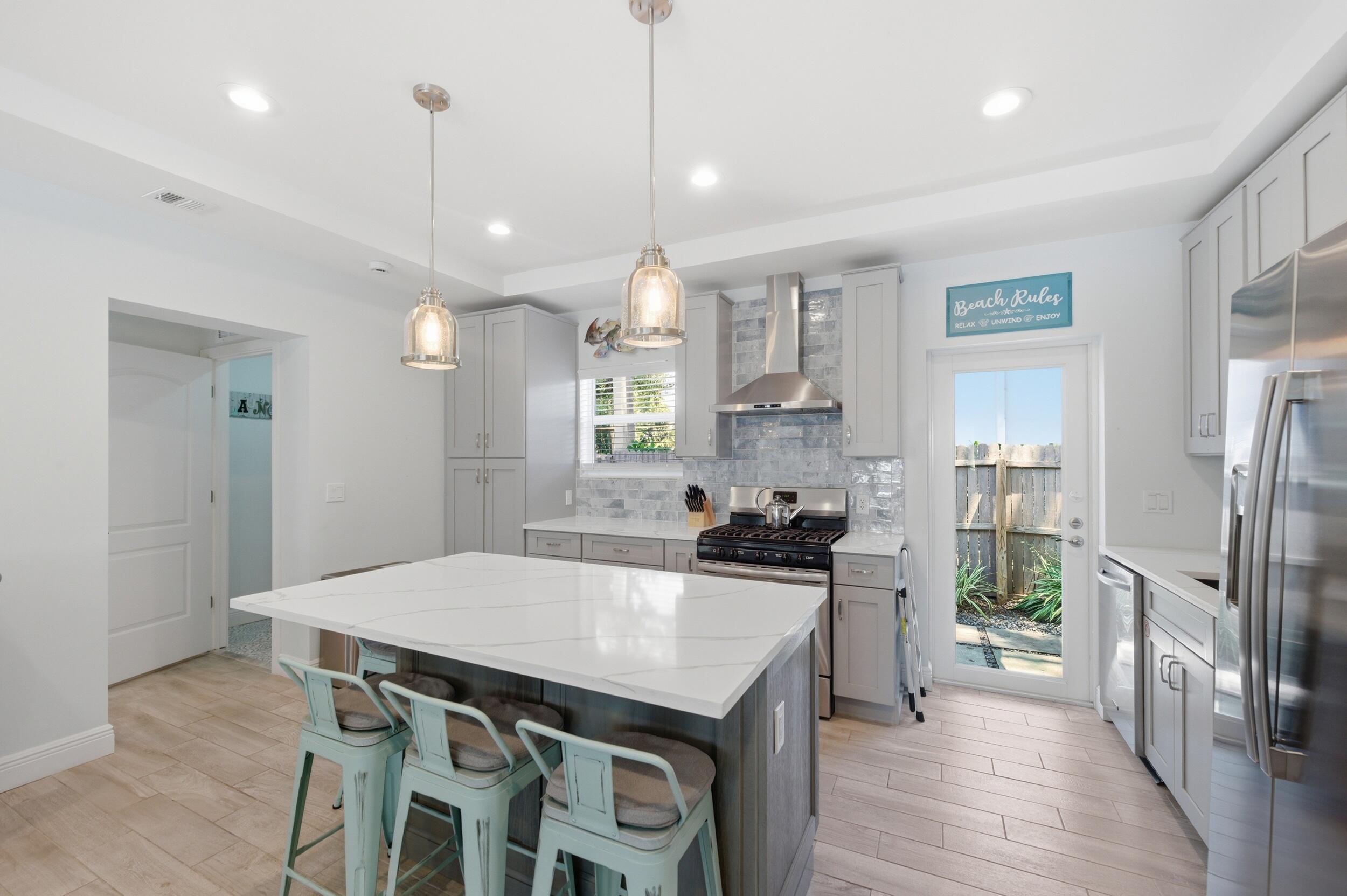 RIVER OAKS - Residential Lease