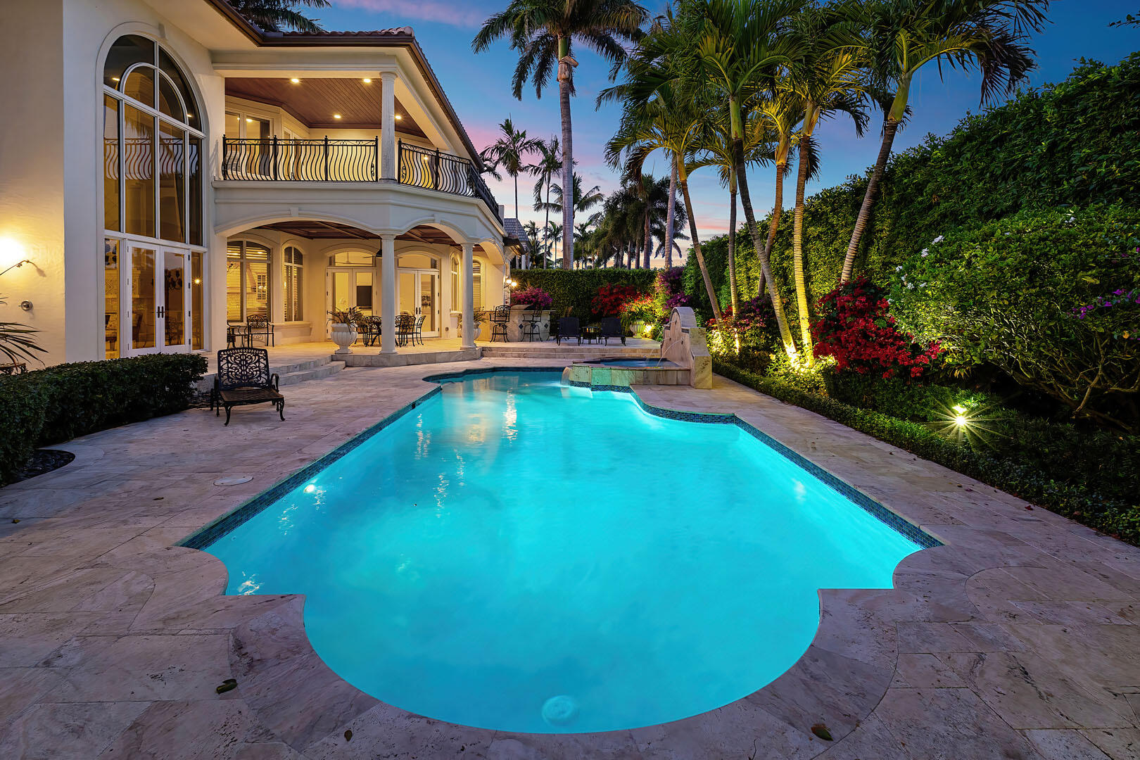 ROYAL PALM YACHT & COUNTRY CLUB - Residential