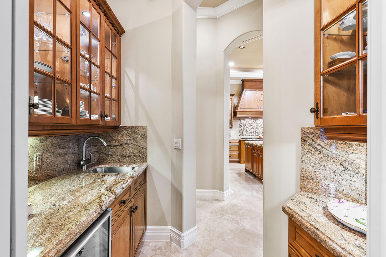 ROYAL PALM YACHT & COUNTRY CLUB - Residential