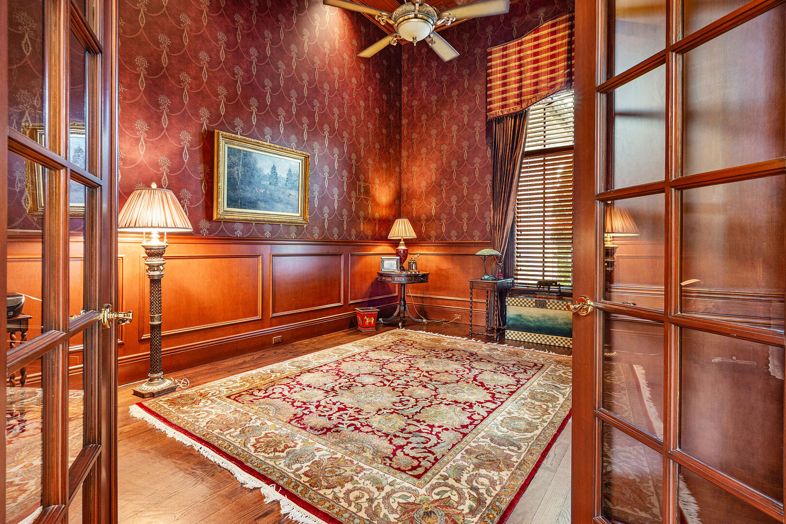 ROYAL PALM YACHT & COUNTRY CLUB - Residential