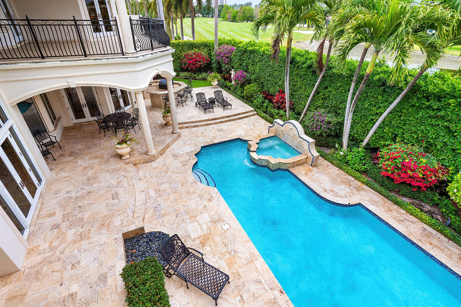 ROYAL PALM YACHT & COUNTRY CLUB - Residential