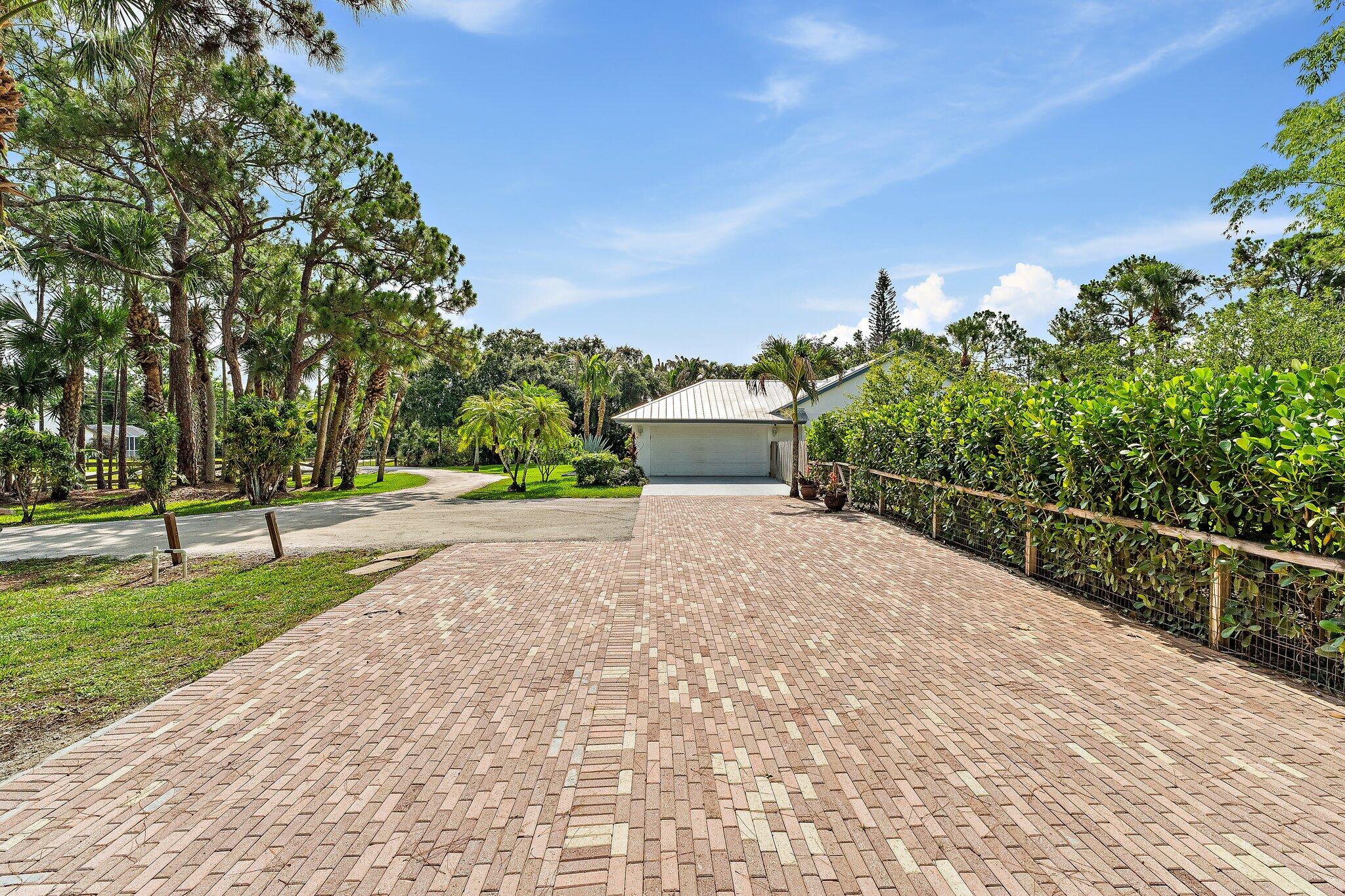 JUPITER FARMS - Residential