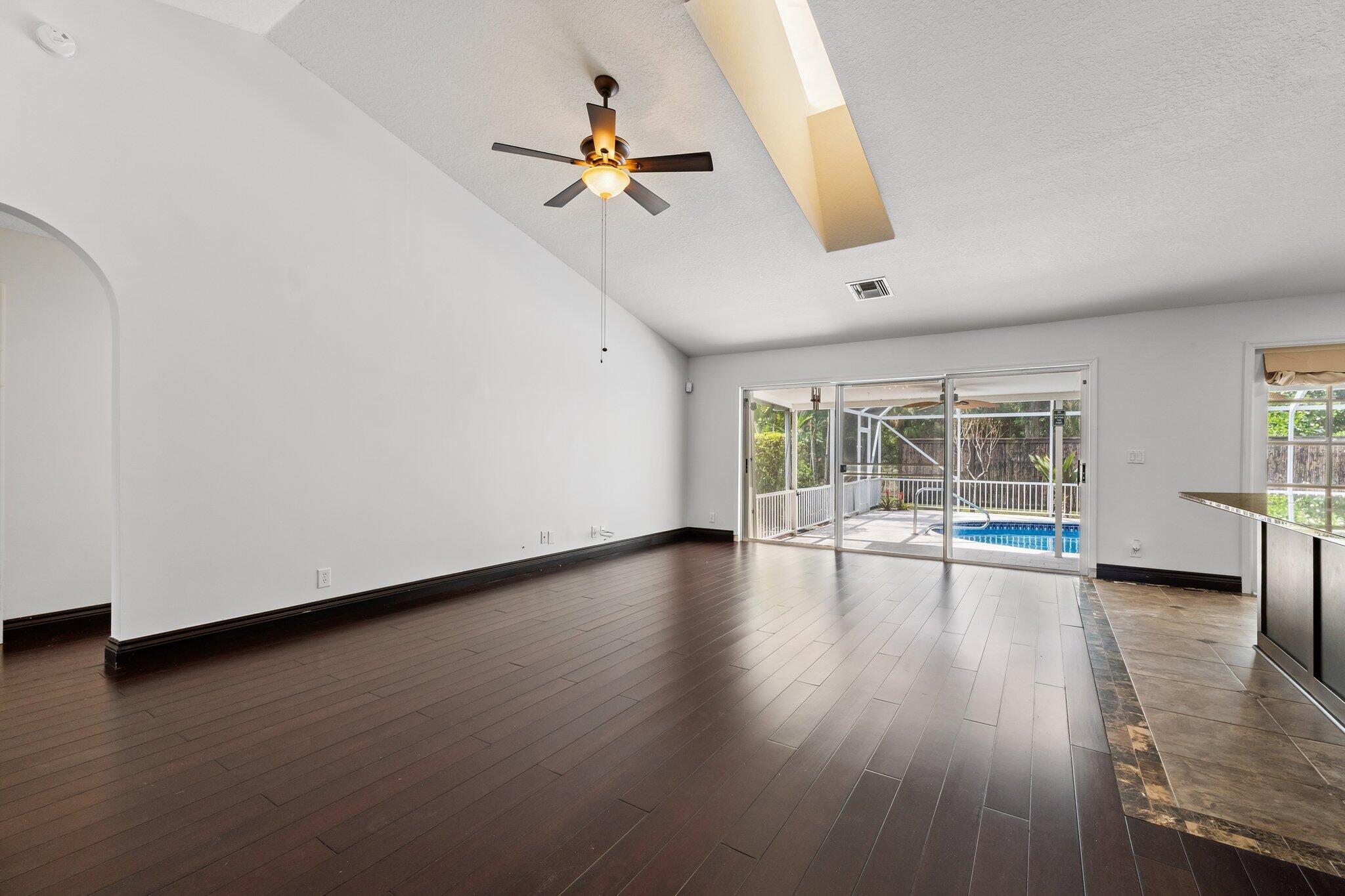 JUPITER FARMS - Residential