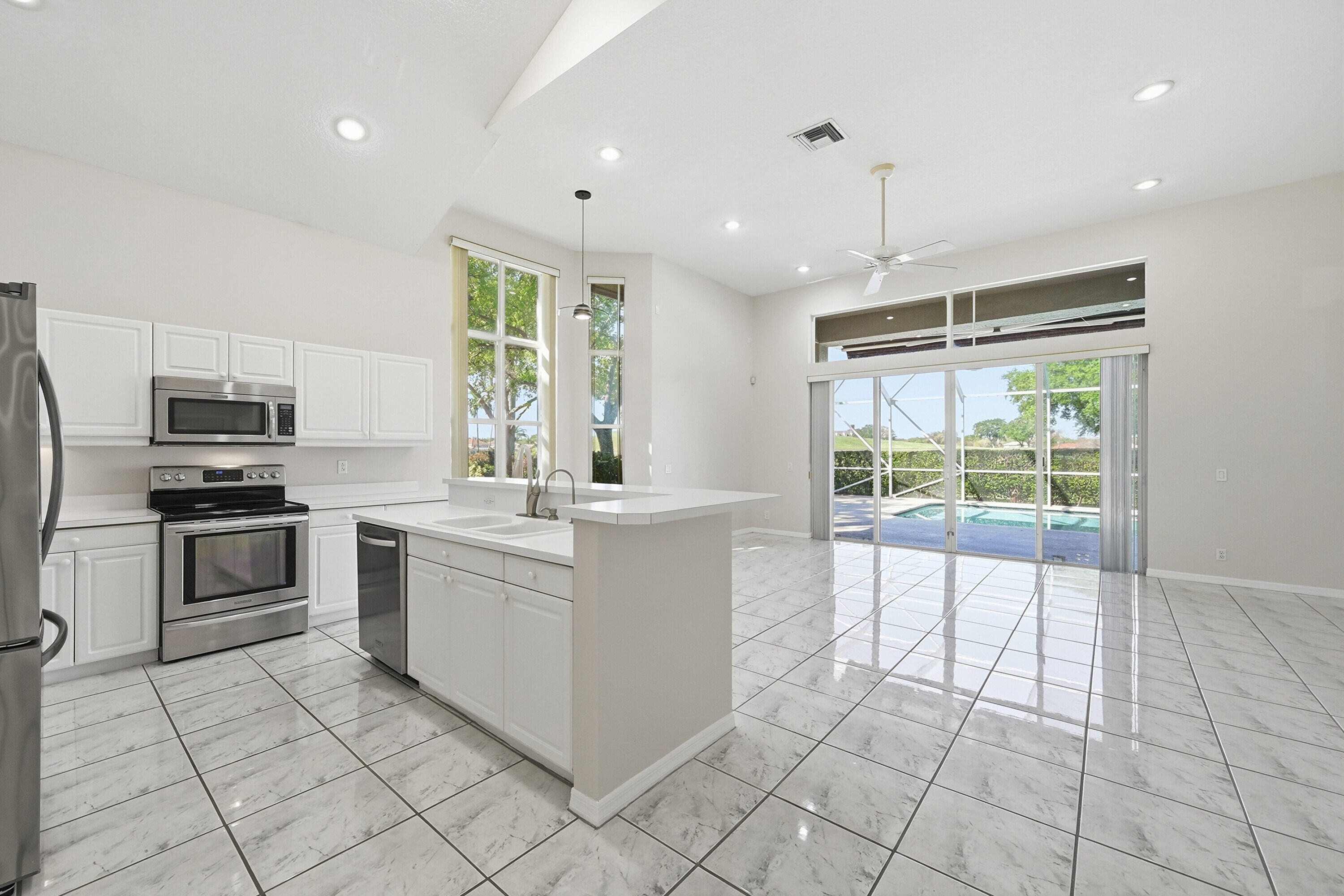 EAGLE TRACE / EAGLE LANDING - Residential