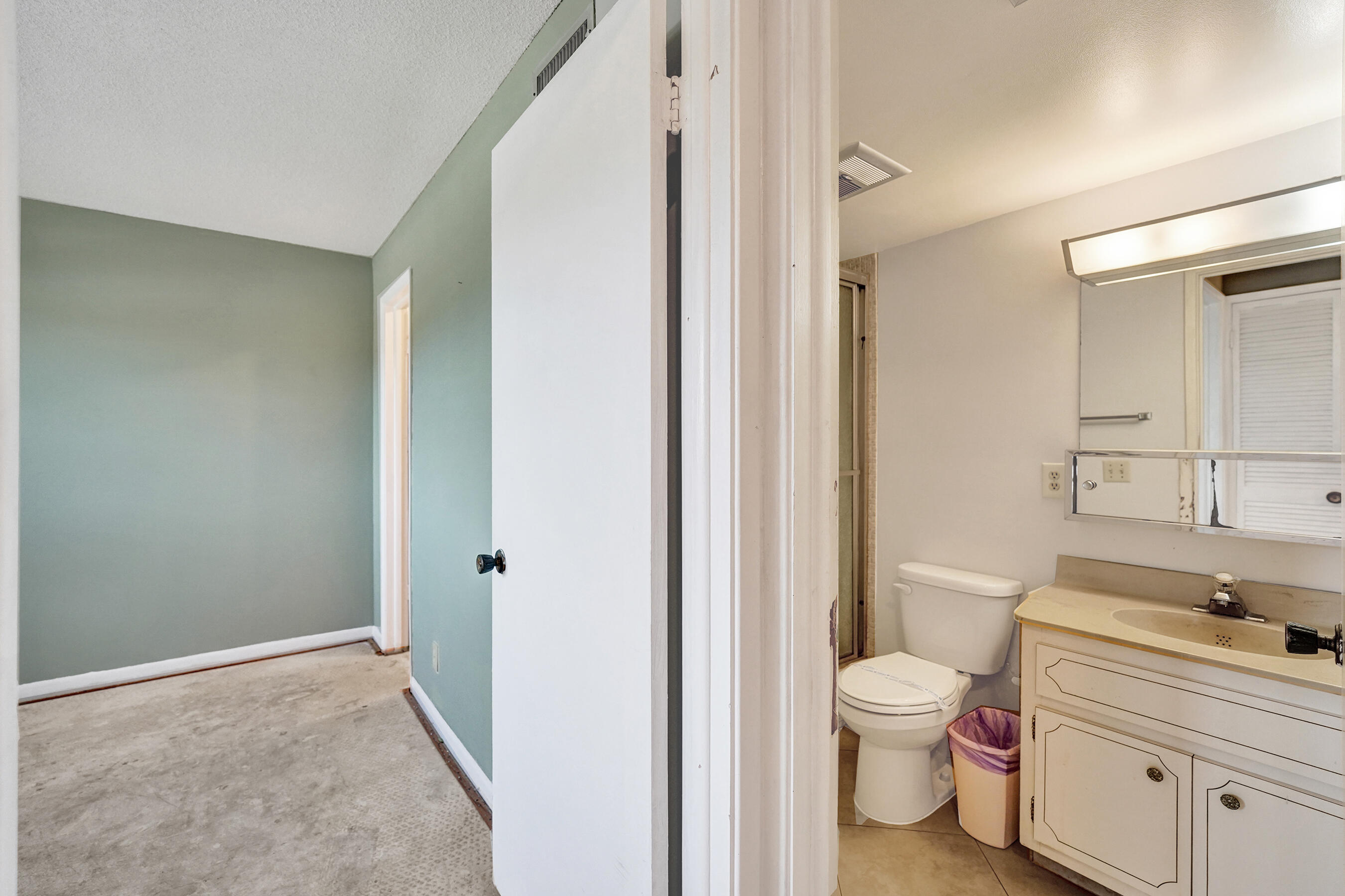 GARDEN-AIRE VILLAGE CONDO - Residential