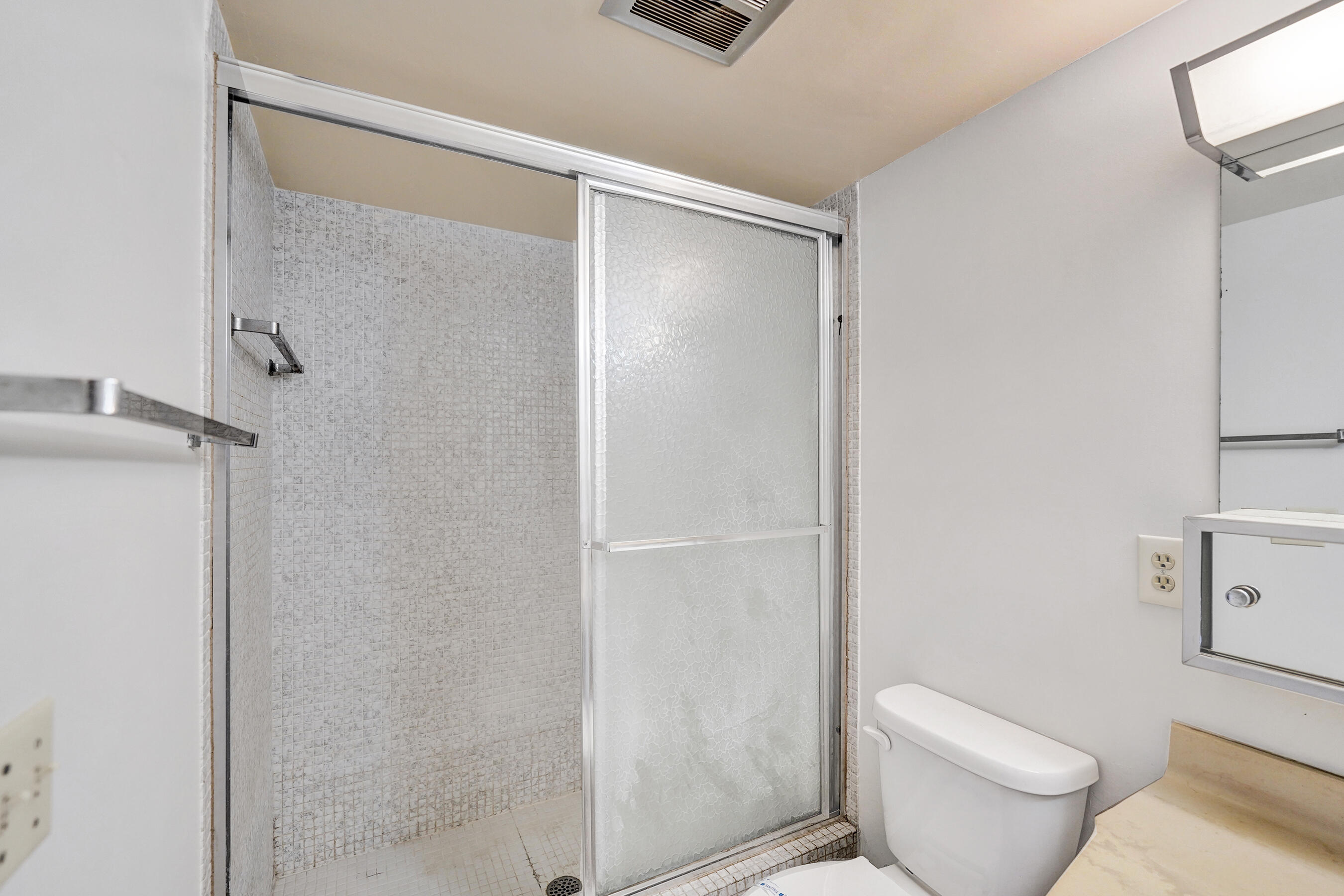 GARDEN-AIRE VILLAGE CONDO - Residential