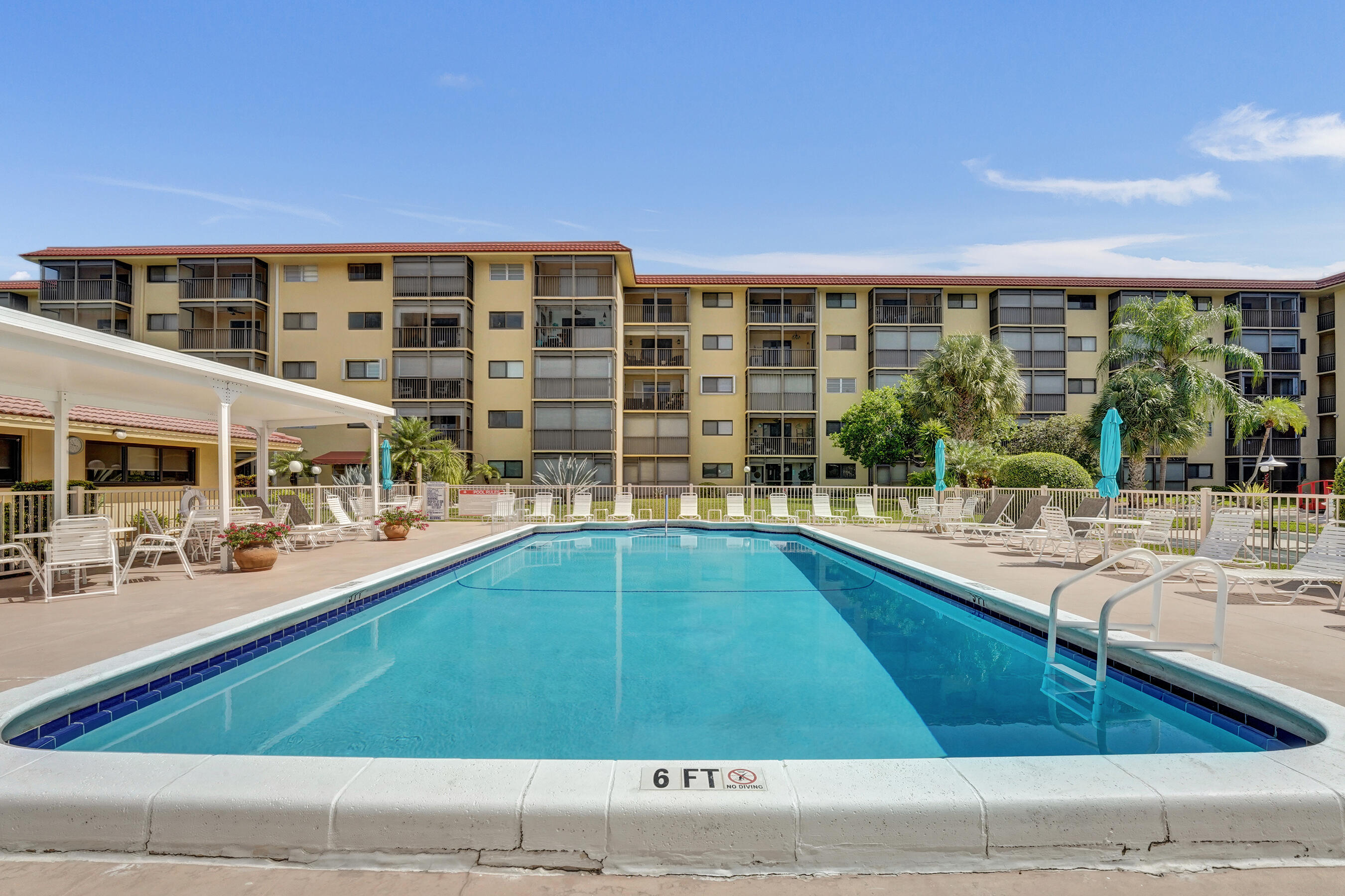 GARDEN-AIRE VILLAGE CONDO - Residential