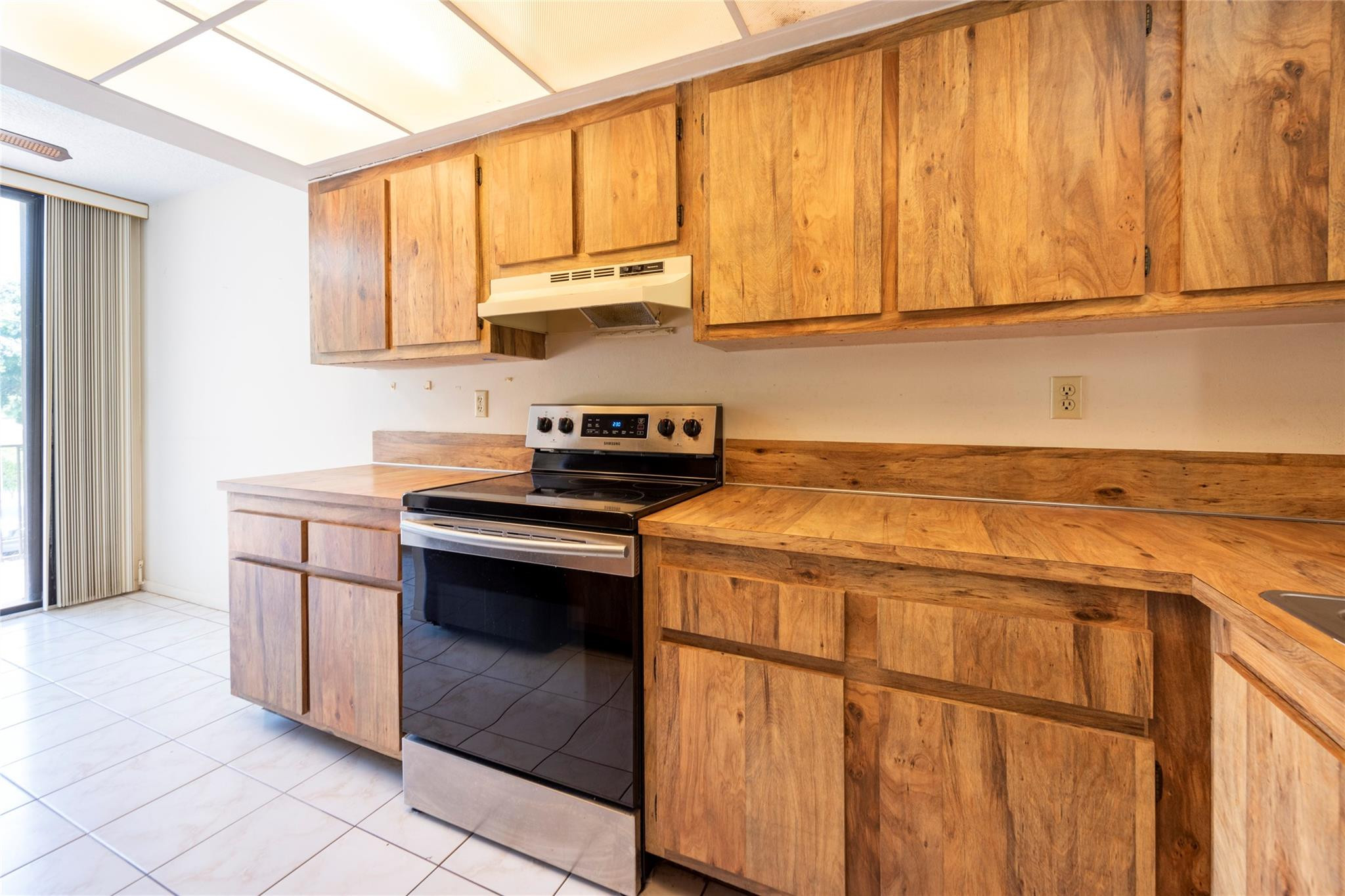 HARVEST SECTION ONE CONDO - Residential
