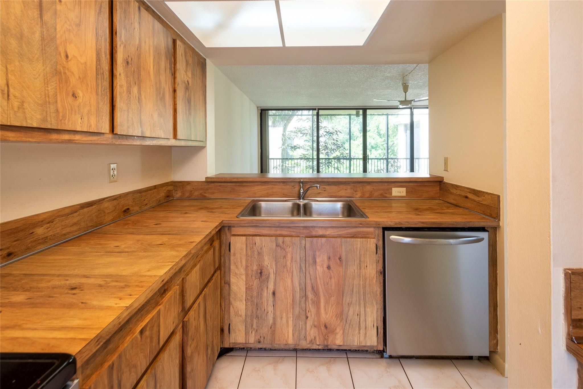 HARVEST SECTION ONE CONDO - Residential