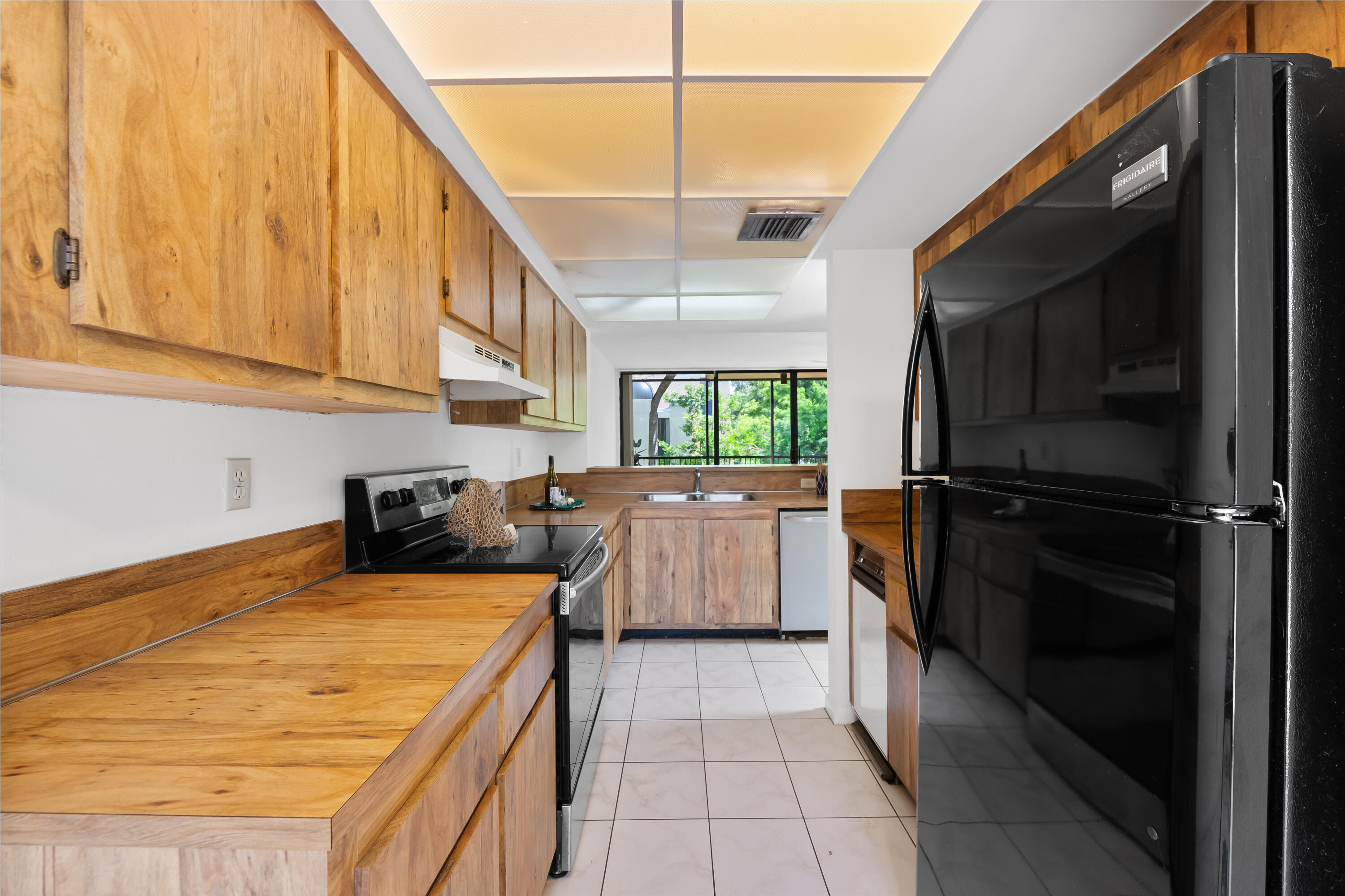 HARVEST SECTION ONE CONDO - Residential